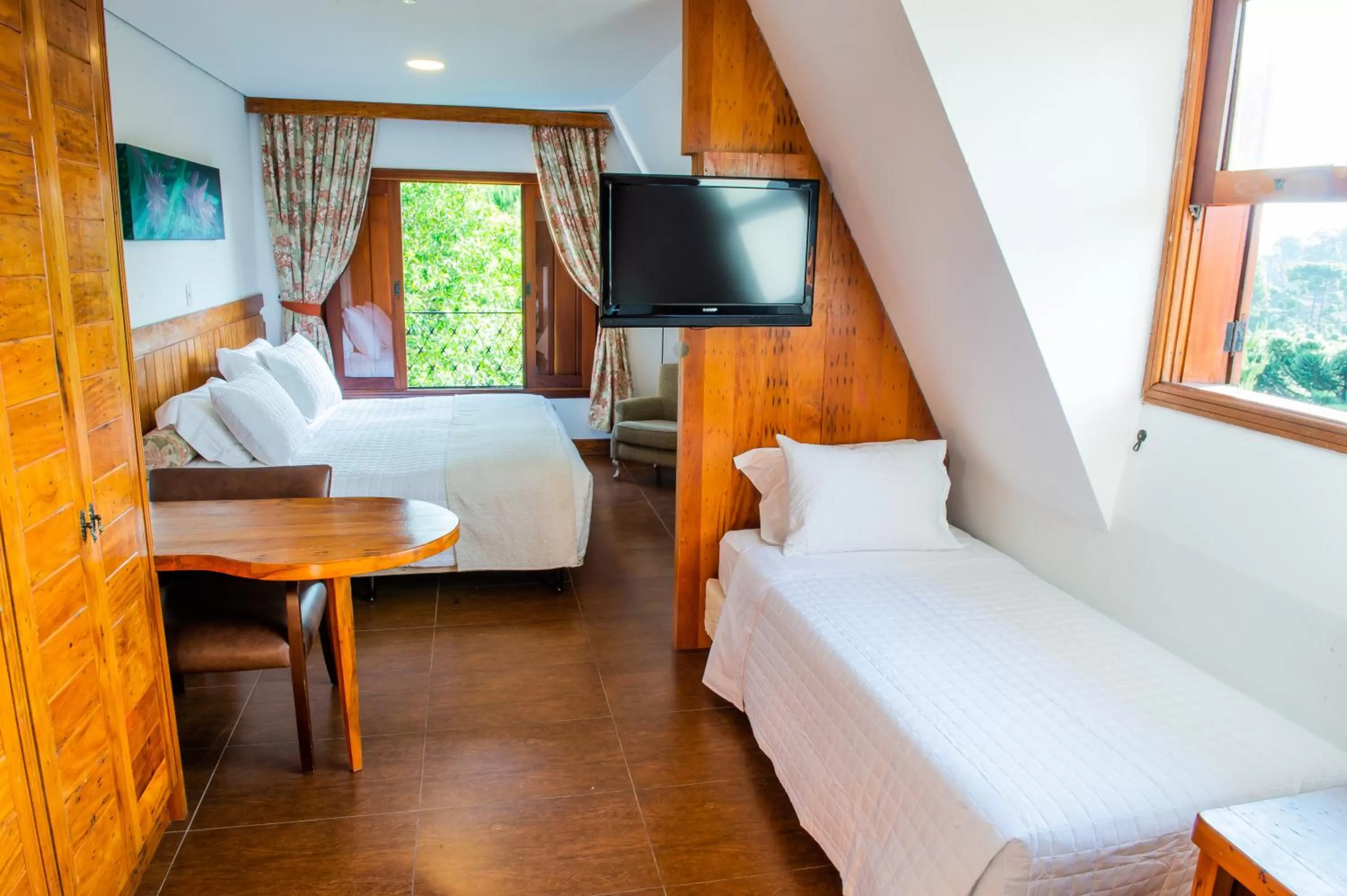 TV and multimedia, Bed in Pousada das Lavandas