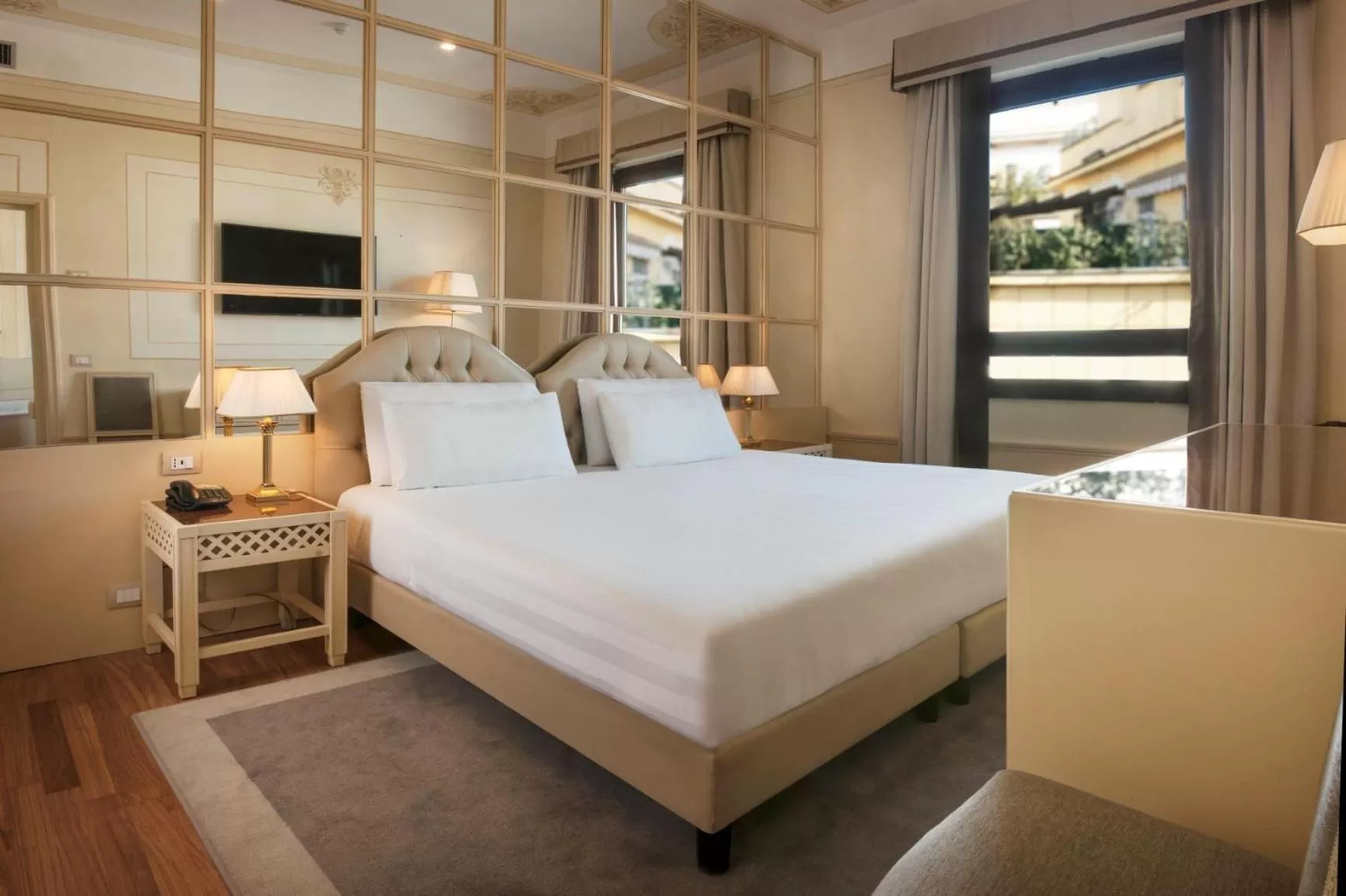 View (from property/room), Bed in Radisson Blu GHR Rome