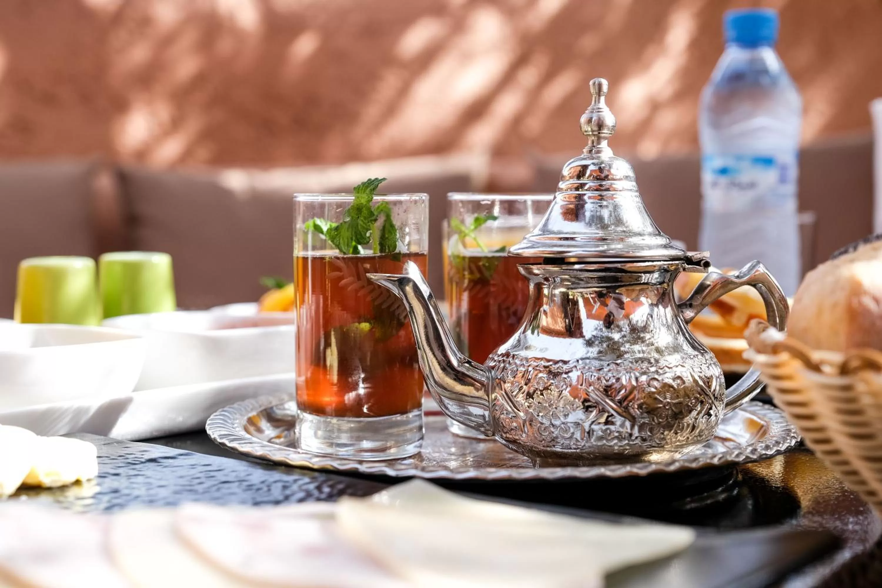 Restaurant/places to eat in Oasis lodges