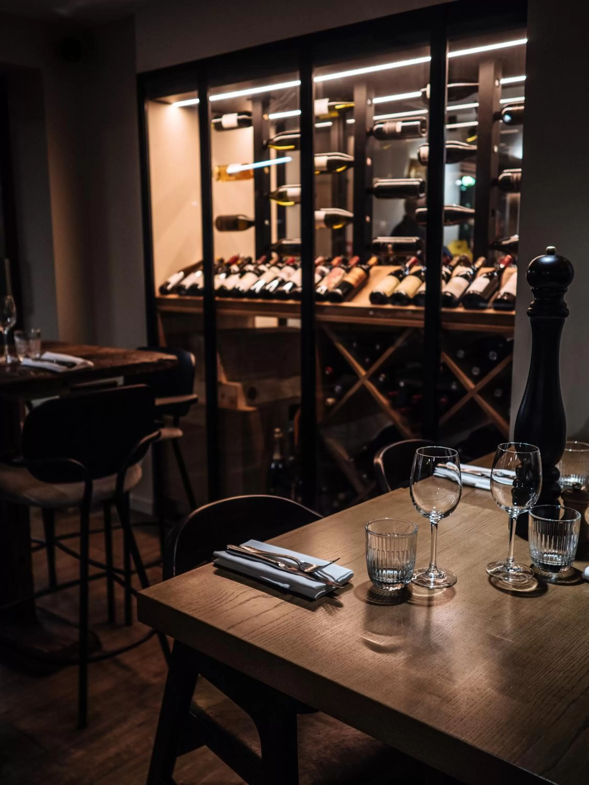 Restaurant/places to eat in Auberge du Lyonnais