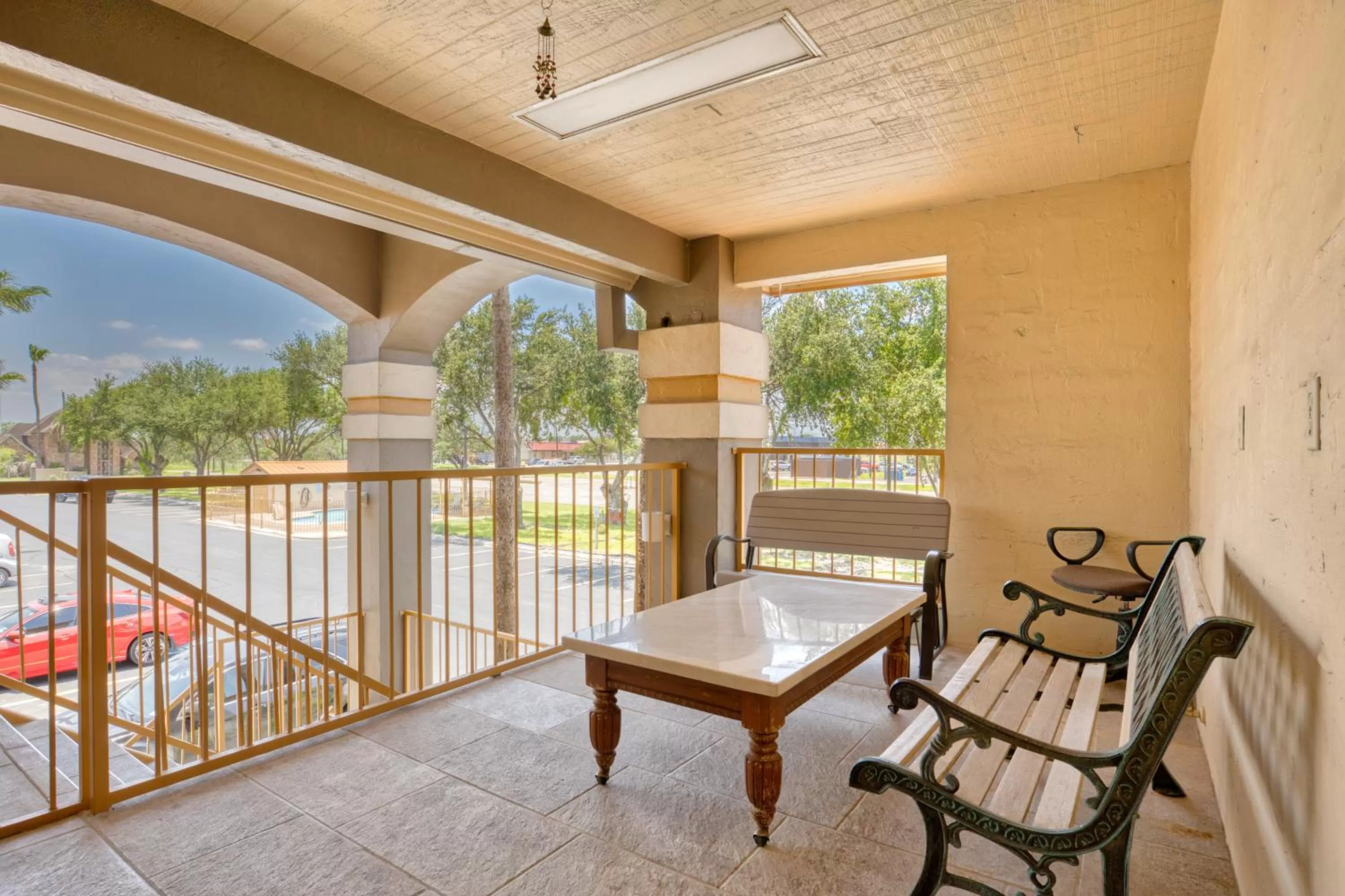 Property building in Texas Inn Donna