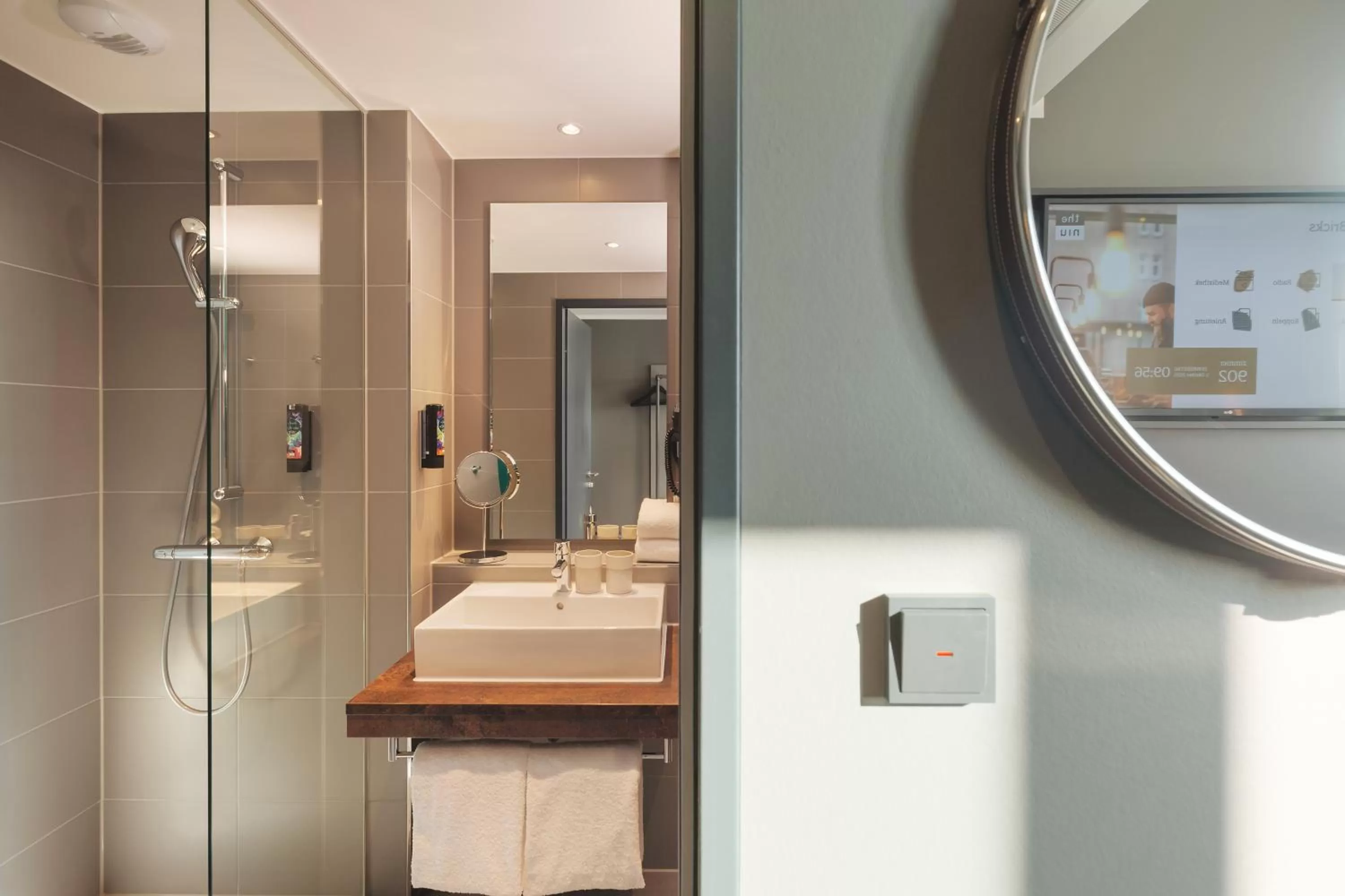 Bathroom in Holiday Inn - the niu, Bricks Hamburg Eppendorf by IHG