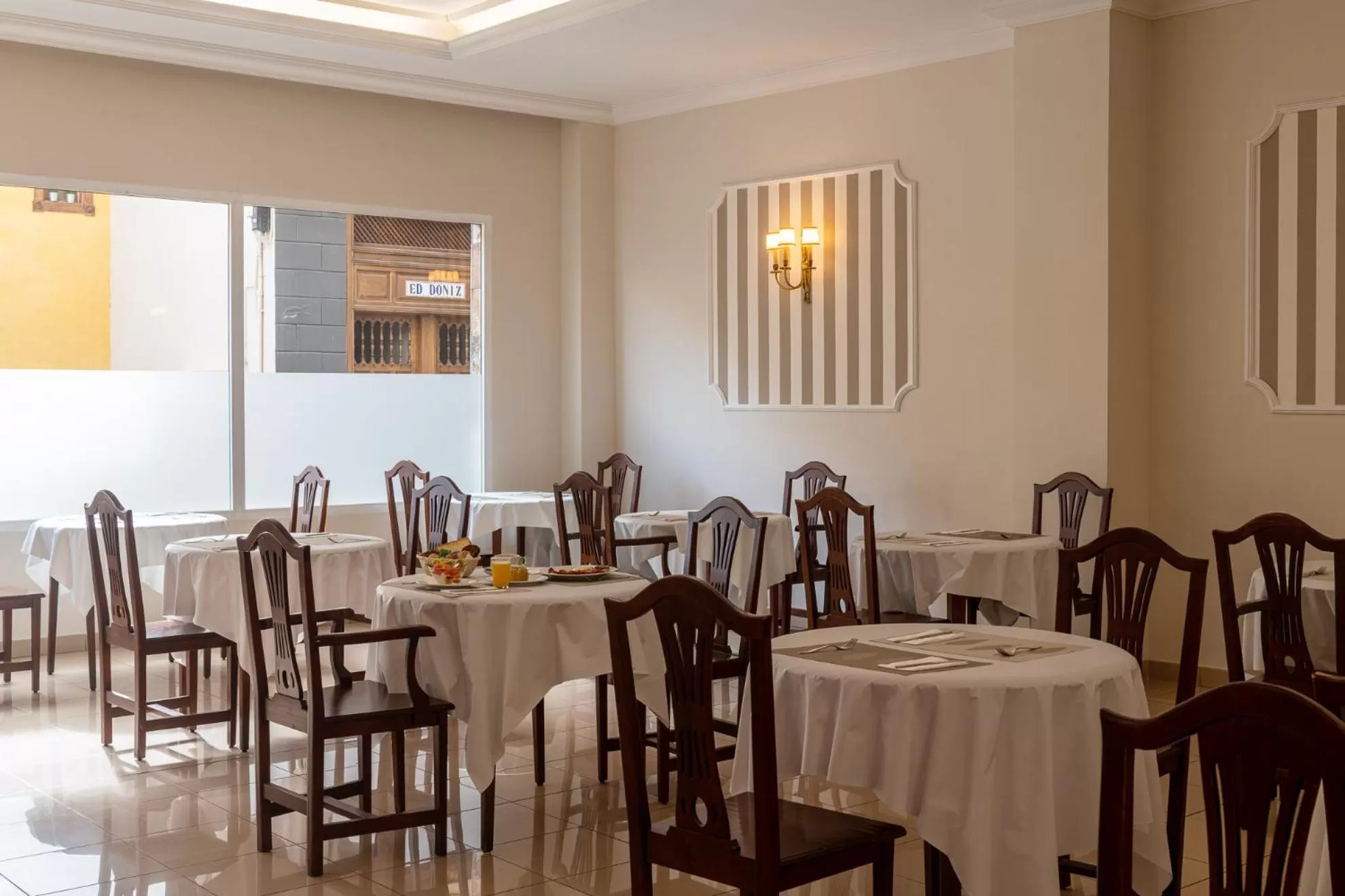 Restaurant/places to eat in Hotel Marte