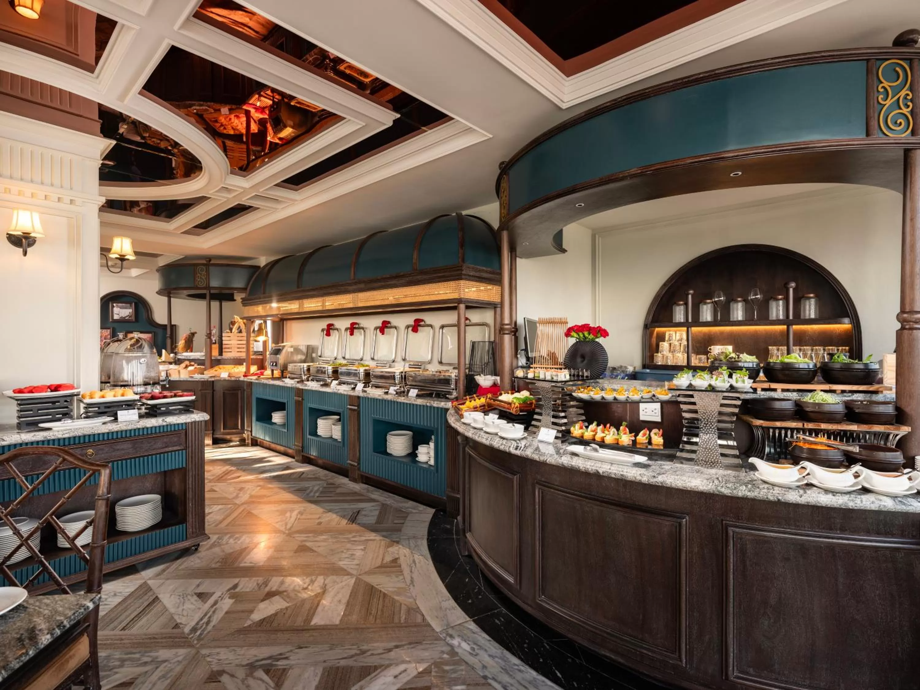 Breakfast in GRAND HOTEL du LAC Hanoi