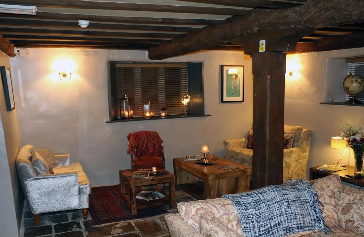 Lounge or bar in The Horse & Groom