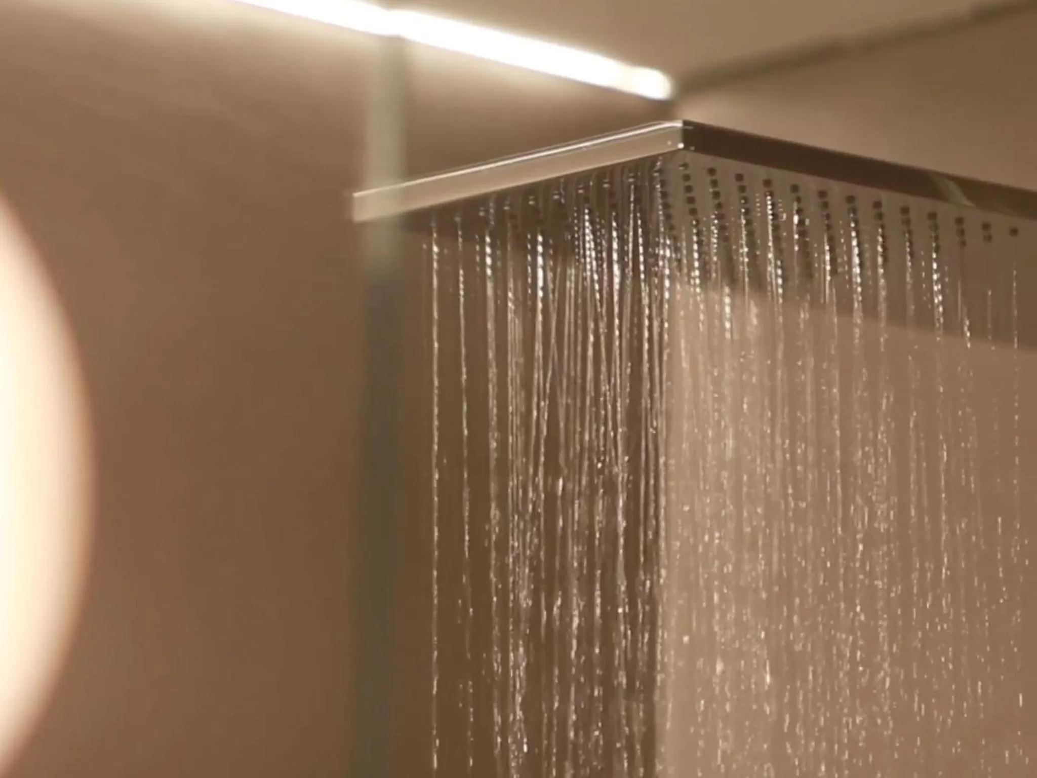 Shower in Locanda Black and White Sondrio