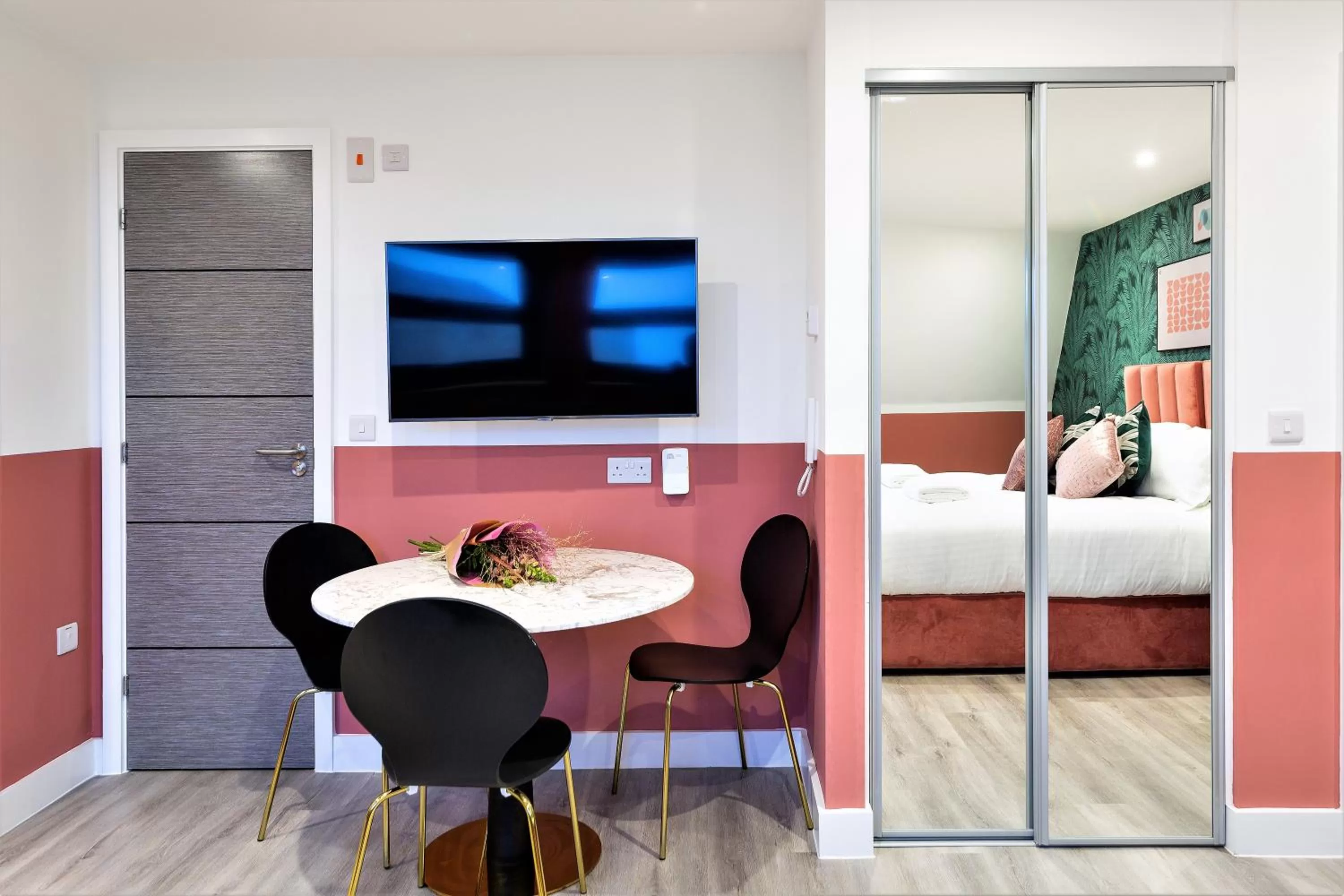 Dining area, Bed in Your Apartment I Clifton Village