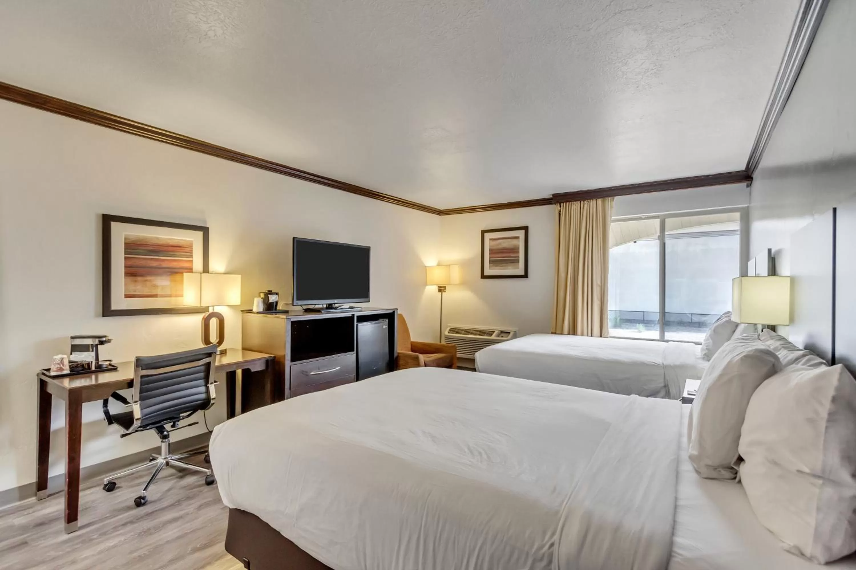 Bed in Park Inn by Radisson, Salt Lake City-Midvale