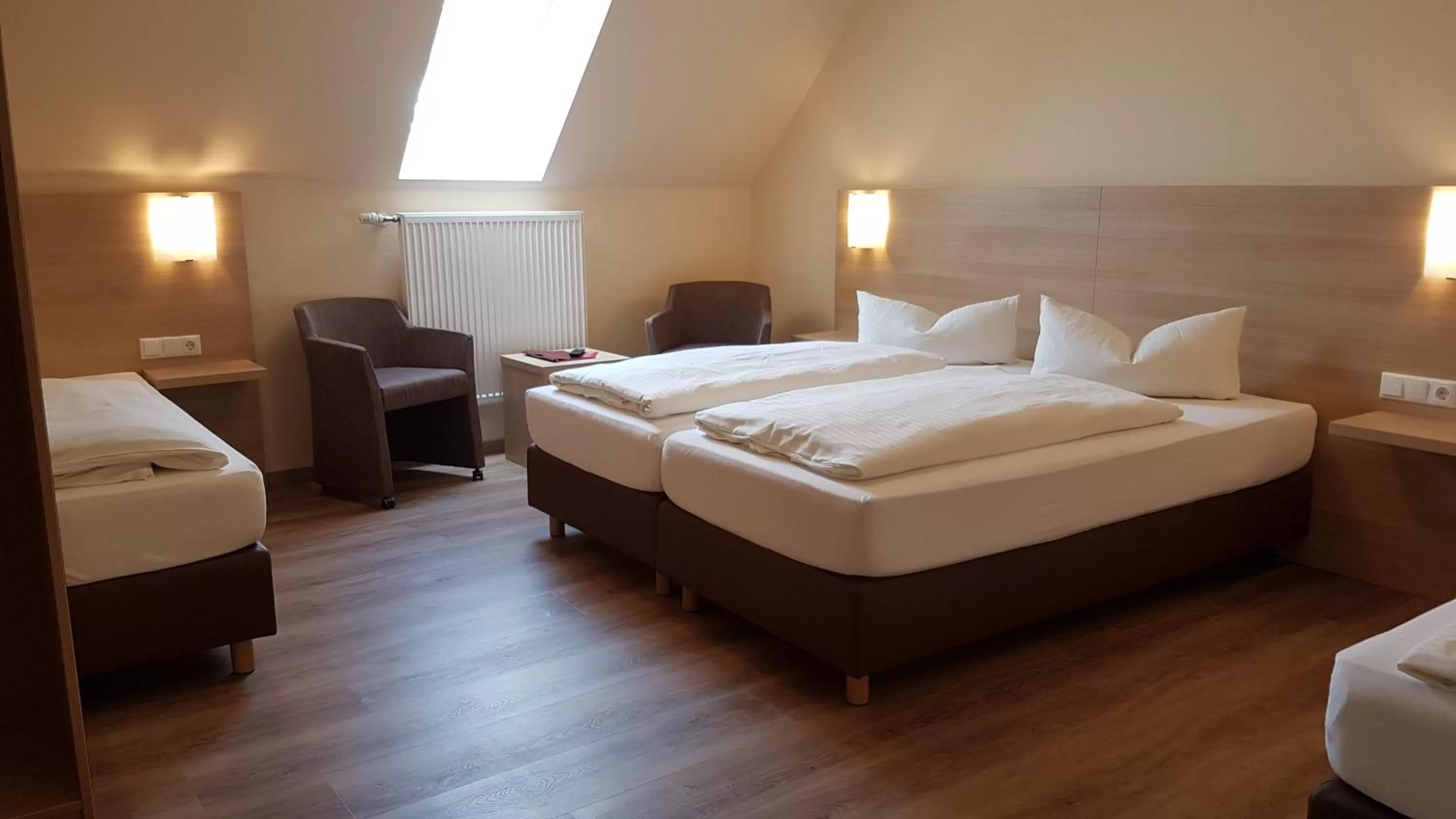 Photo of the whole room, Bed in Hotel-Restaurant Stern