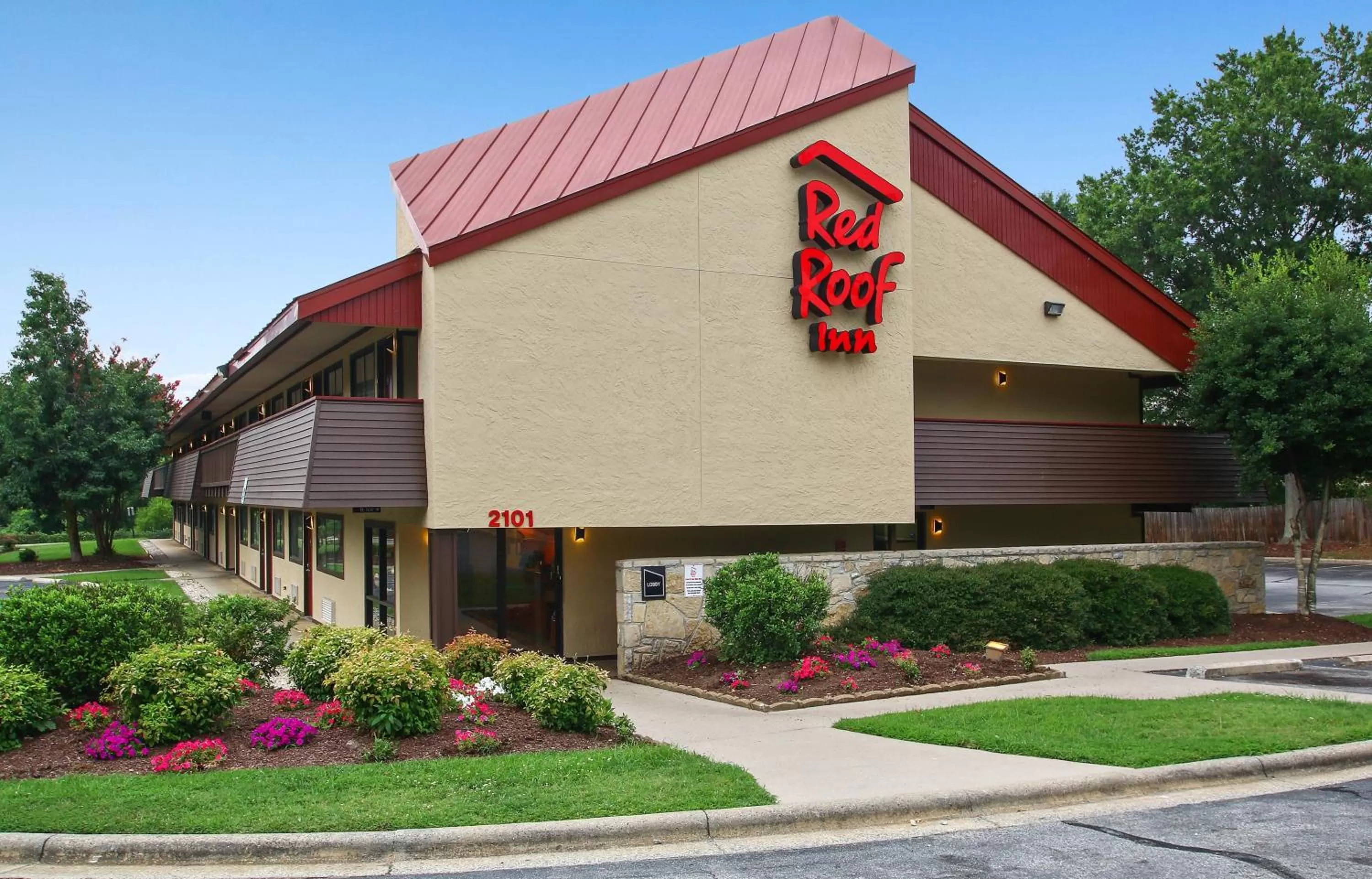 Property building in Red Roof Inn Greensboro Coliseum