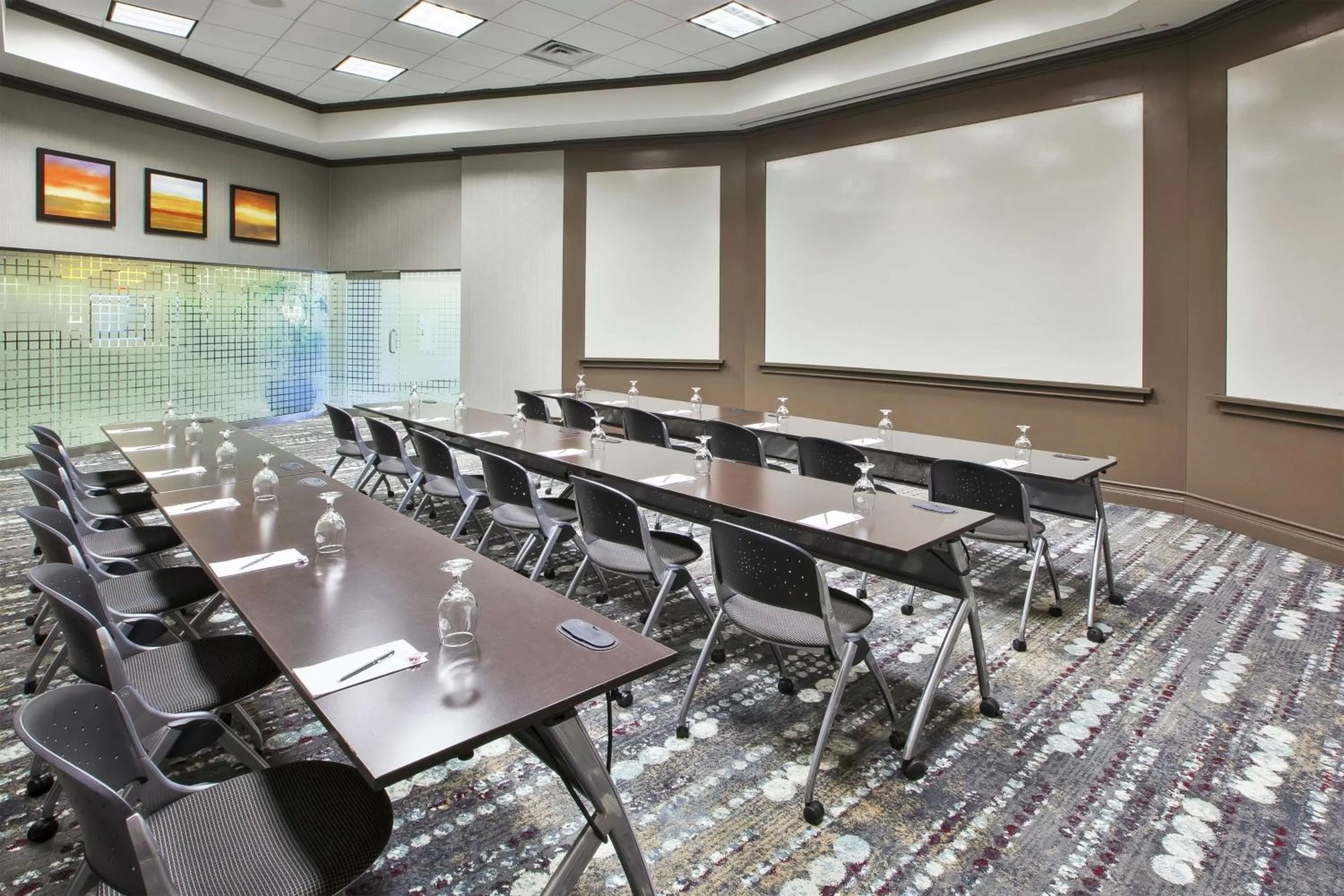 Meeting/conference room in Embassy Suites Columbus - Airport