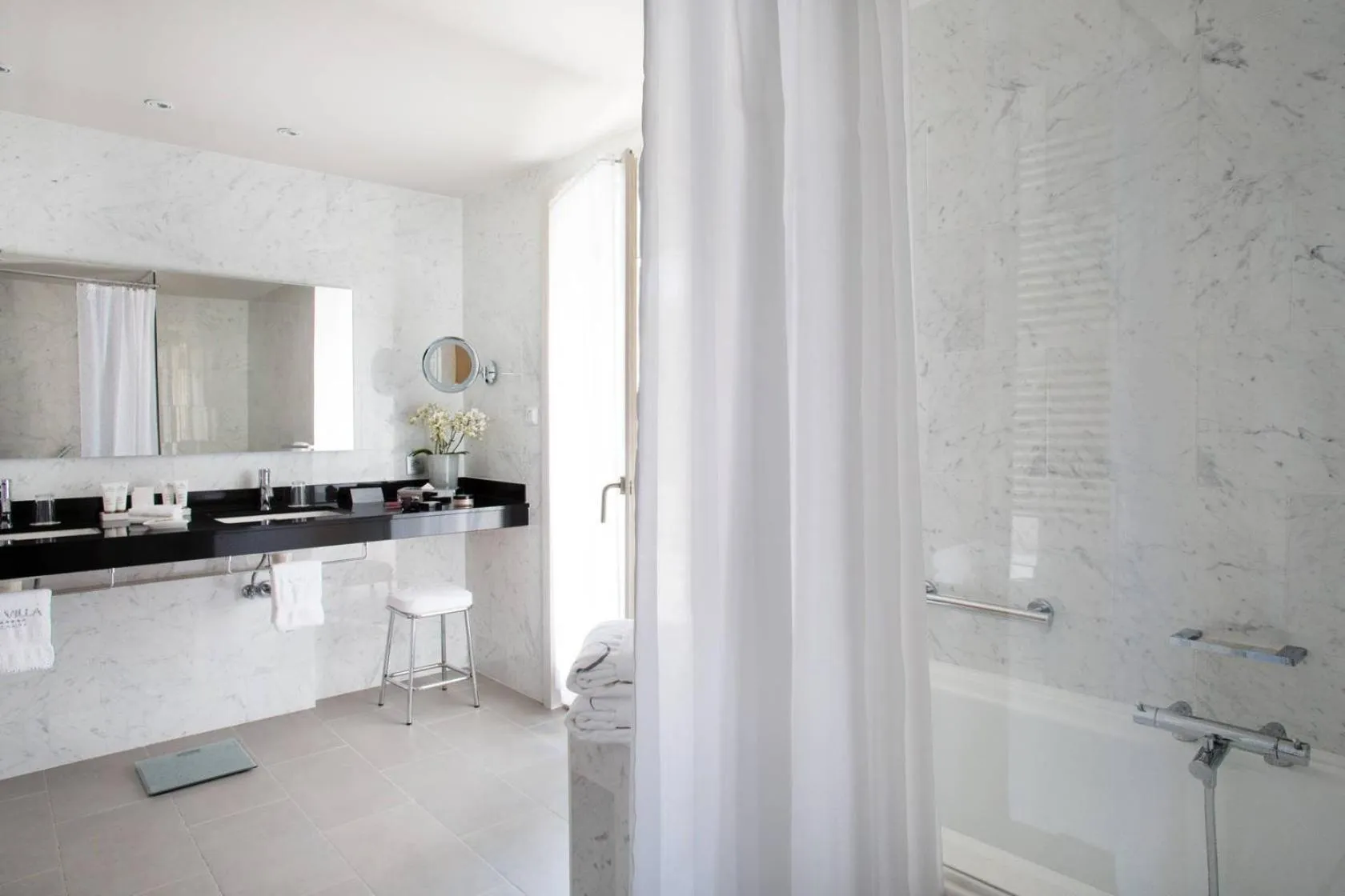 Bathroom in La Villa Calvi