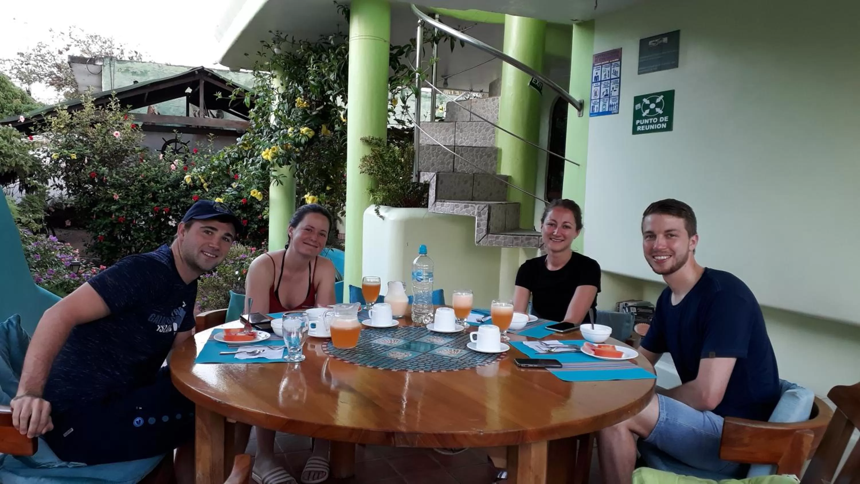 People in Hostal Casa Edén