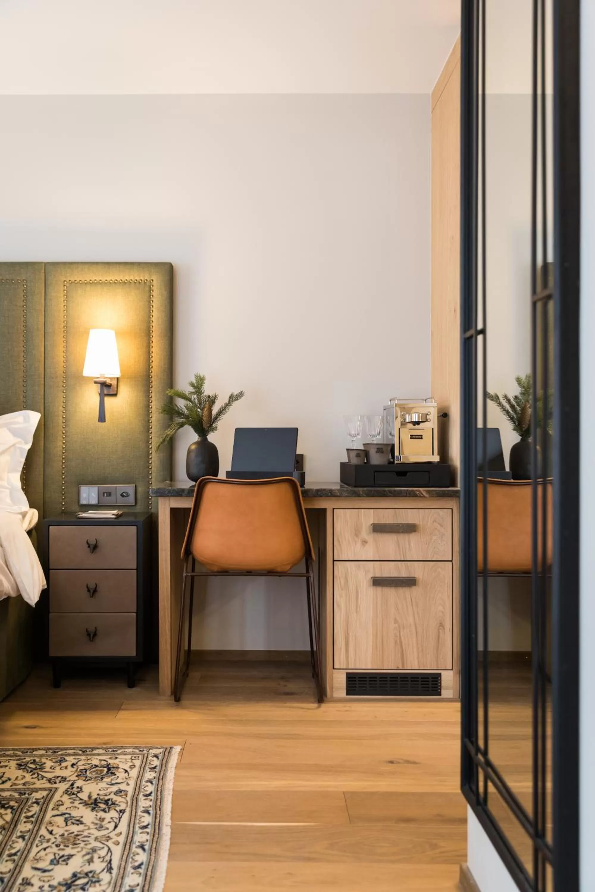 Bedroom, Bed in Hôtel de Verbier SUP