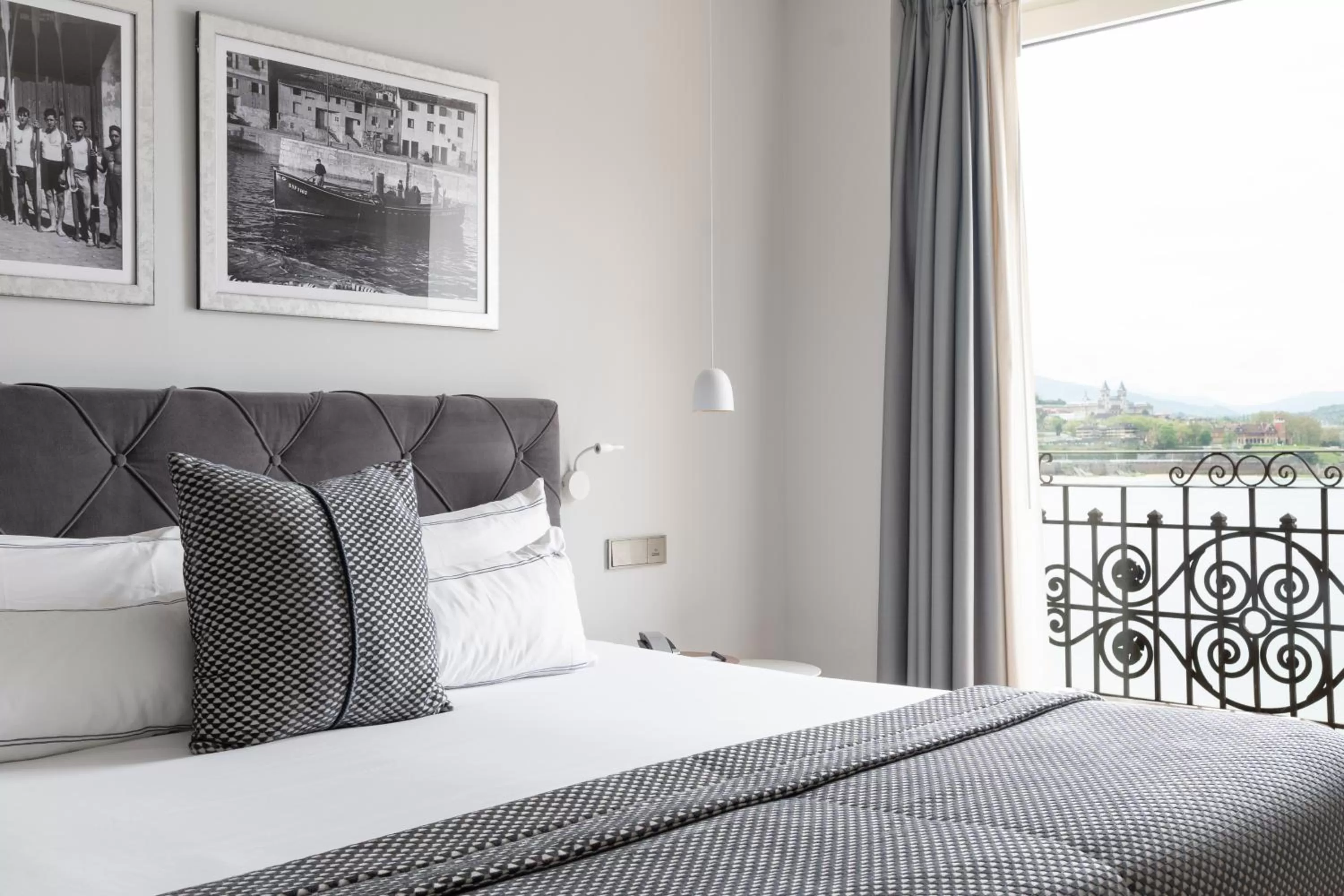 Bed in Lasala Plaza Hotel - Adults Only