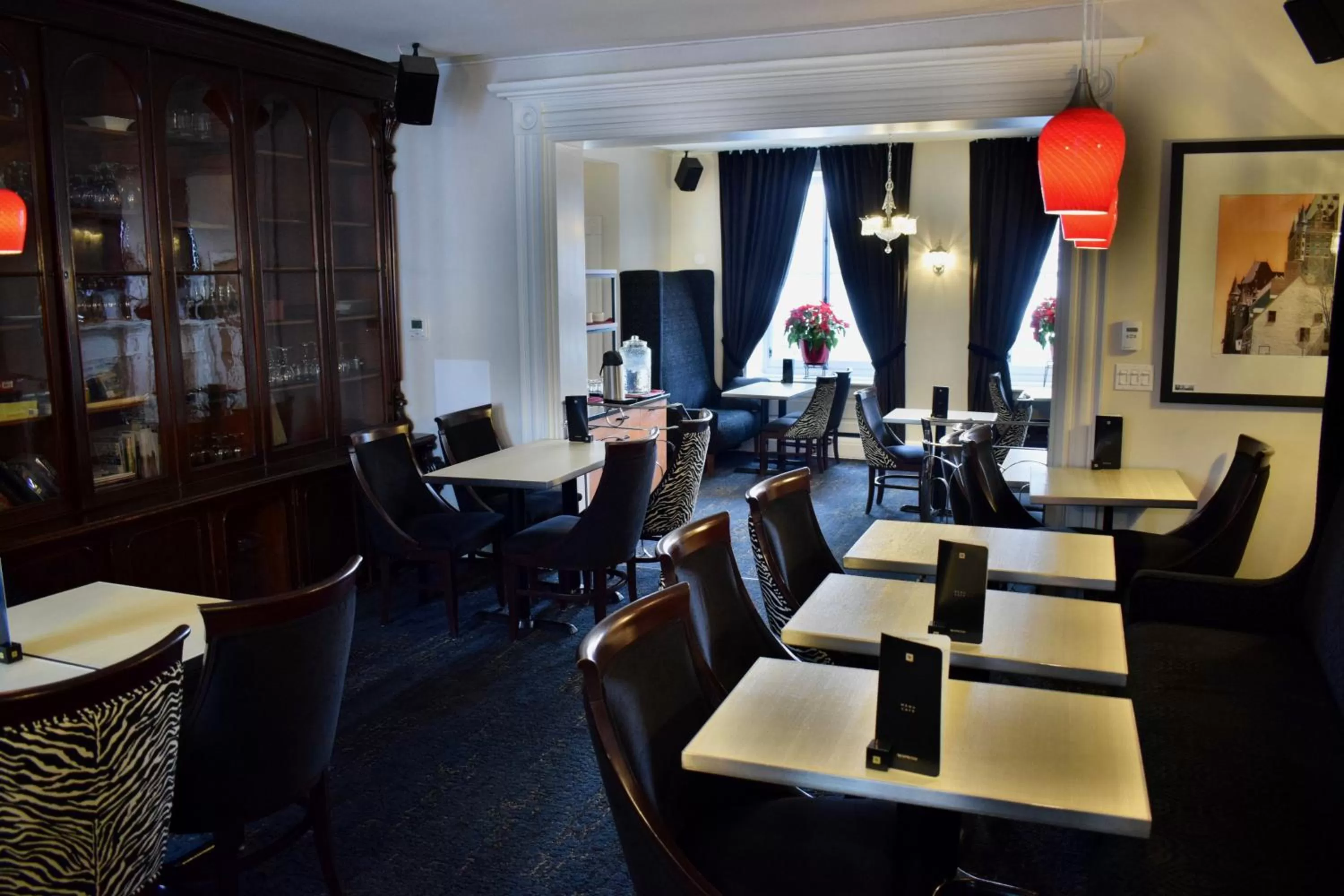 Day in Hotel Manoir D'Auteuil - Par Aneyro