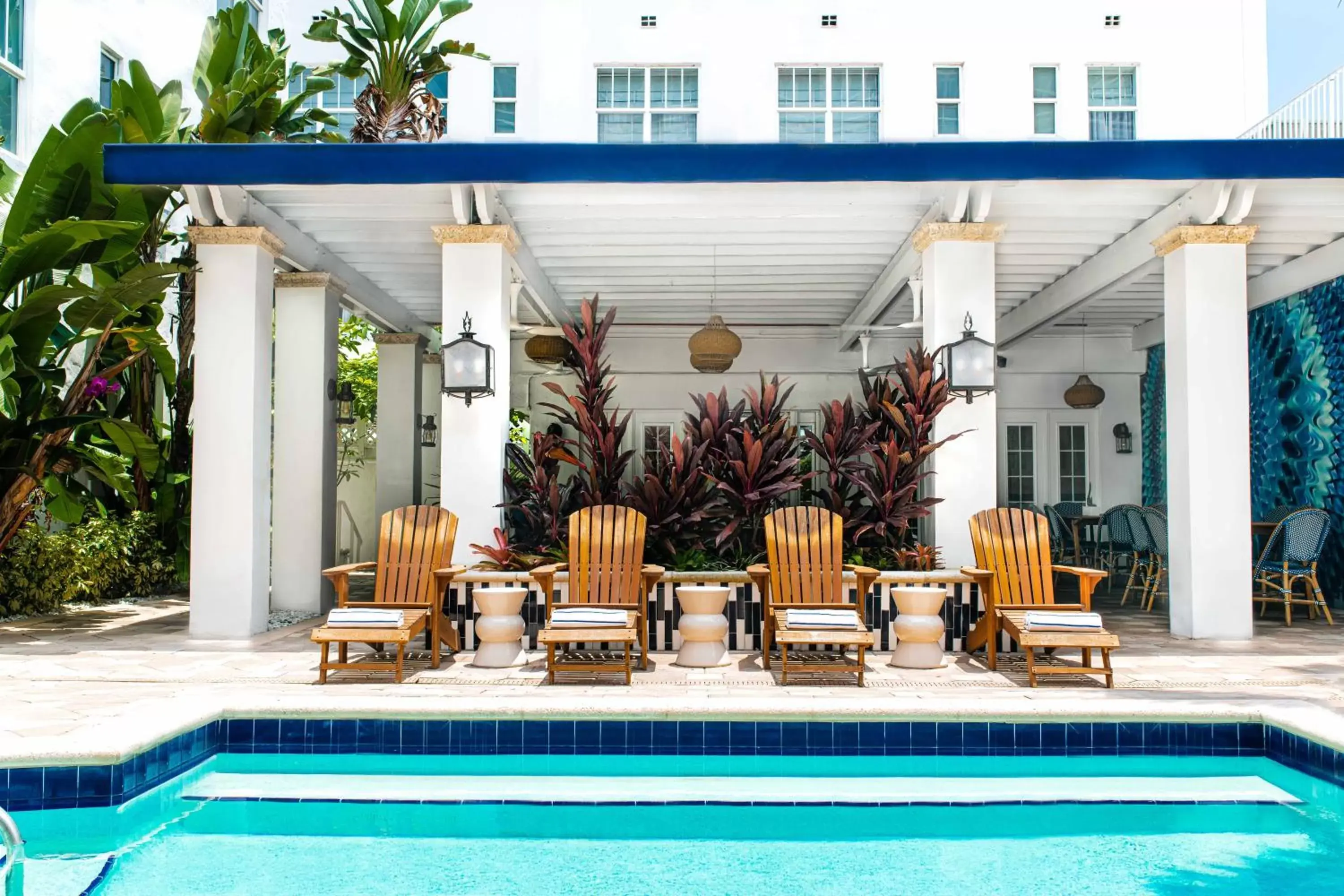 Swimming Pool in Blue Moon Hotel Swimming Pool in Blue Moon Hotel