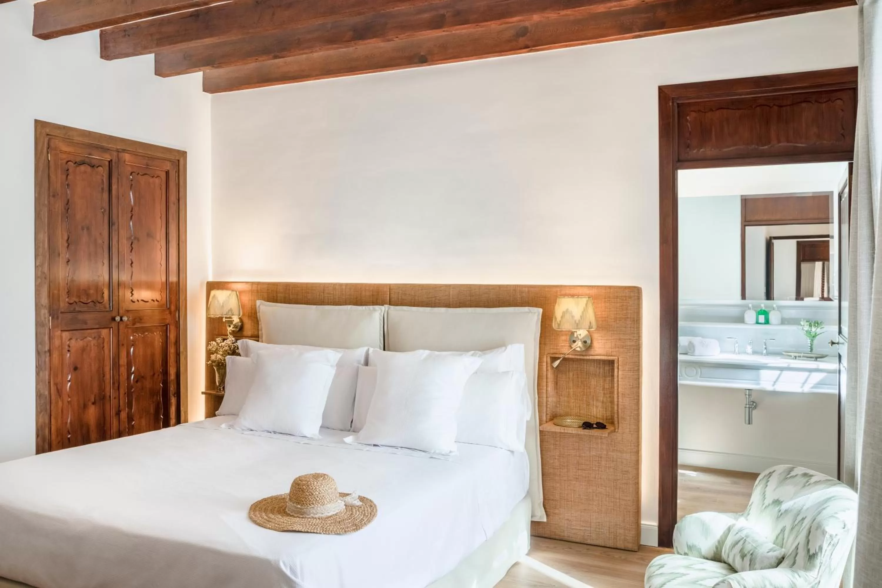 Bed in Ca'n Puig de Sòller