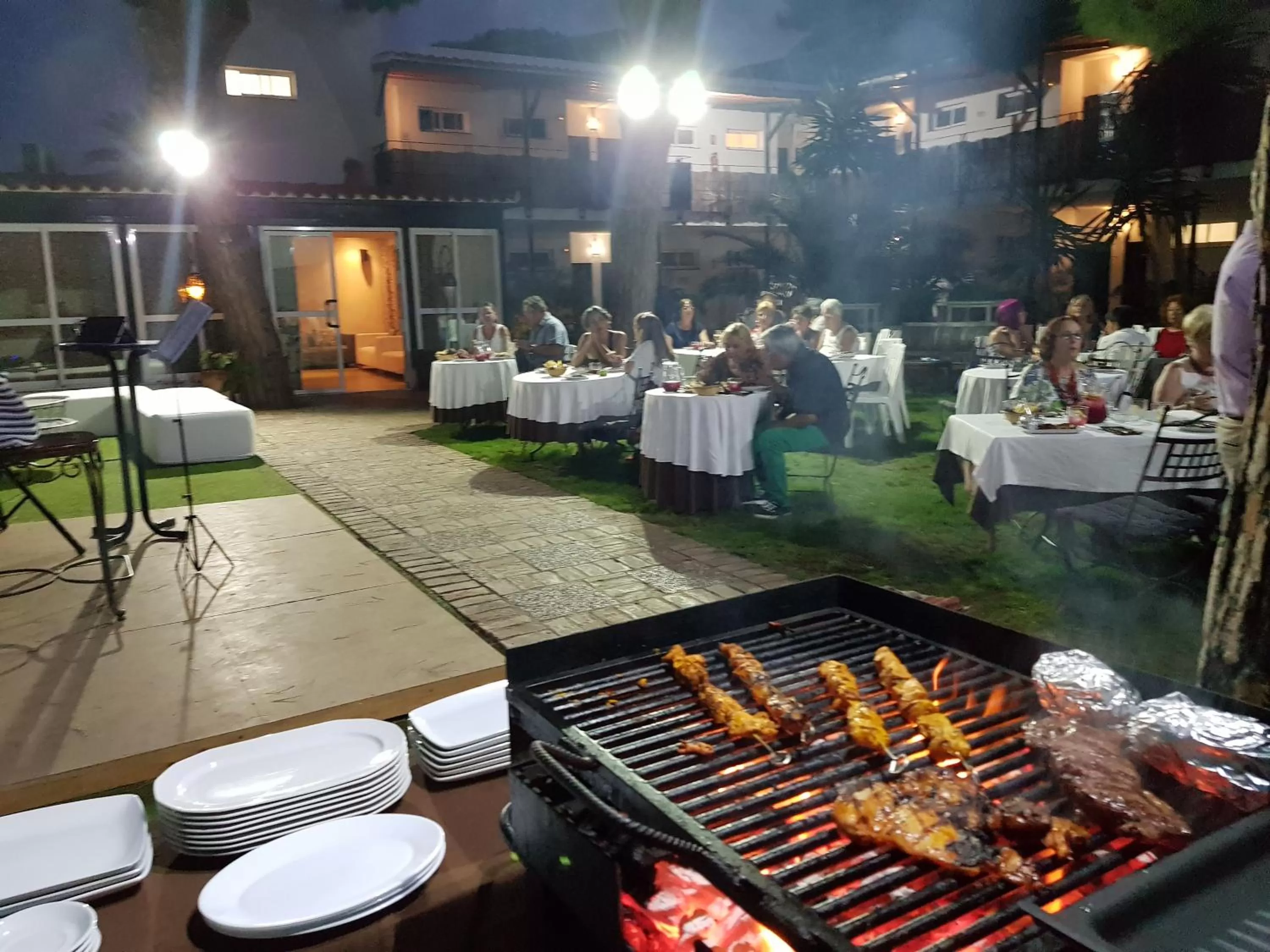 BBQ facilities in Campomar Playa
