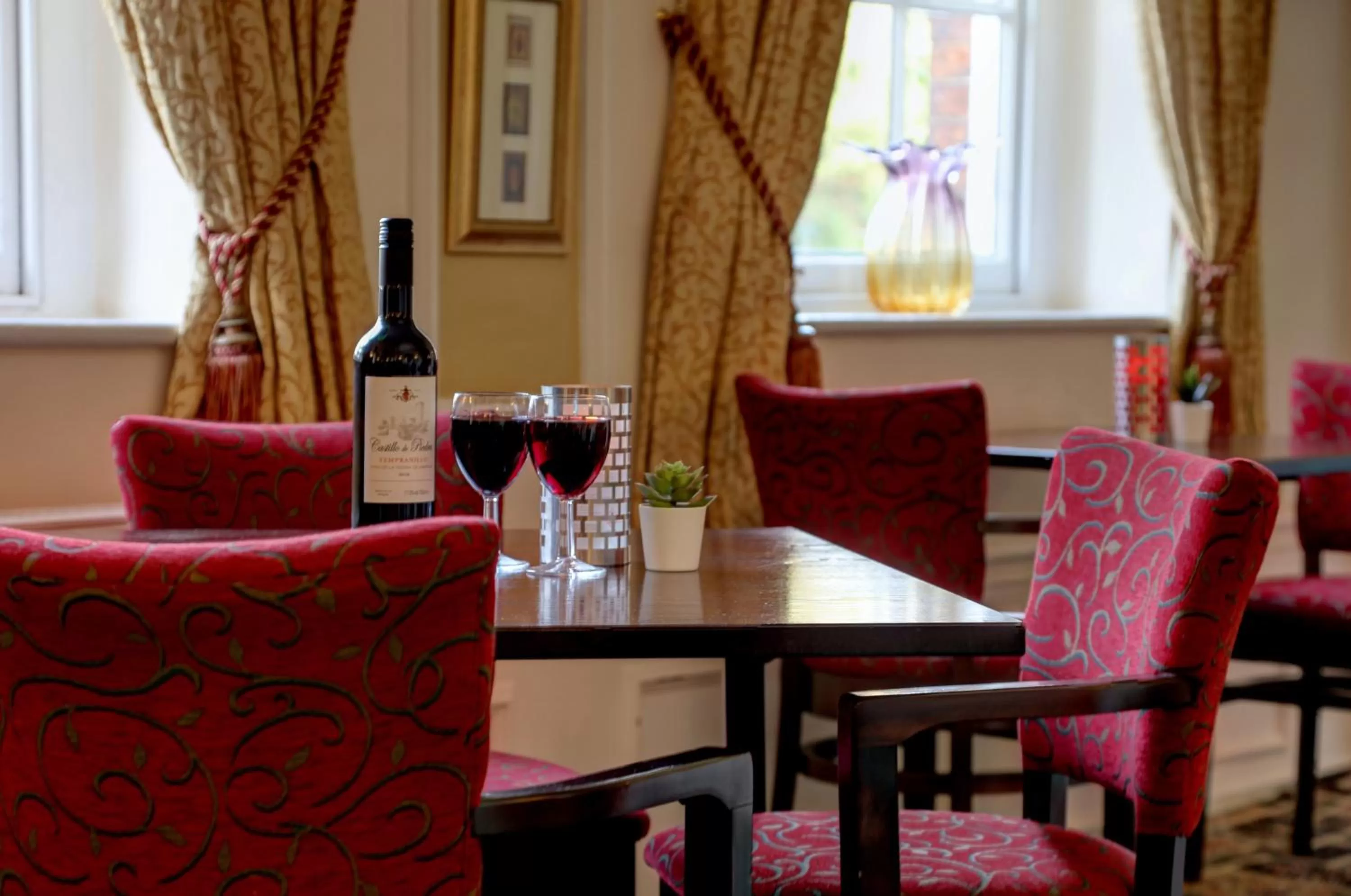 Lounge or bar in Best Western Plus West Retford Hotel