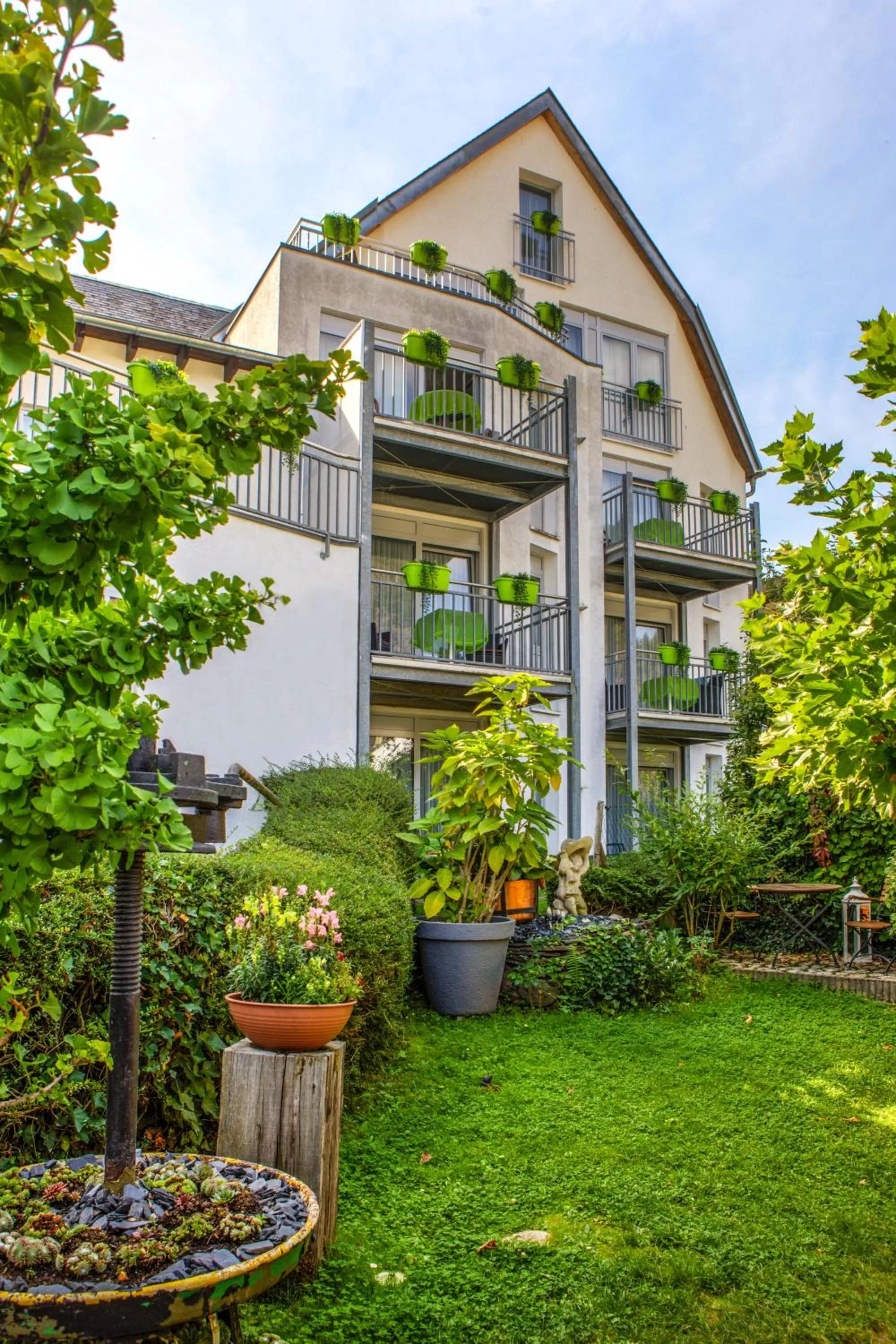 Property building in Moselromantik Hotel Am Panoramabogen