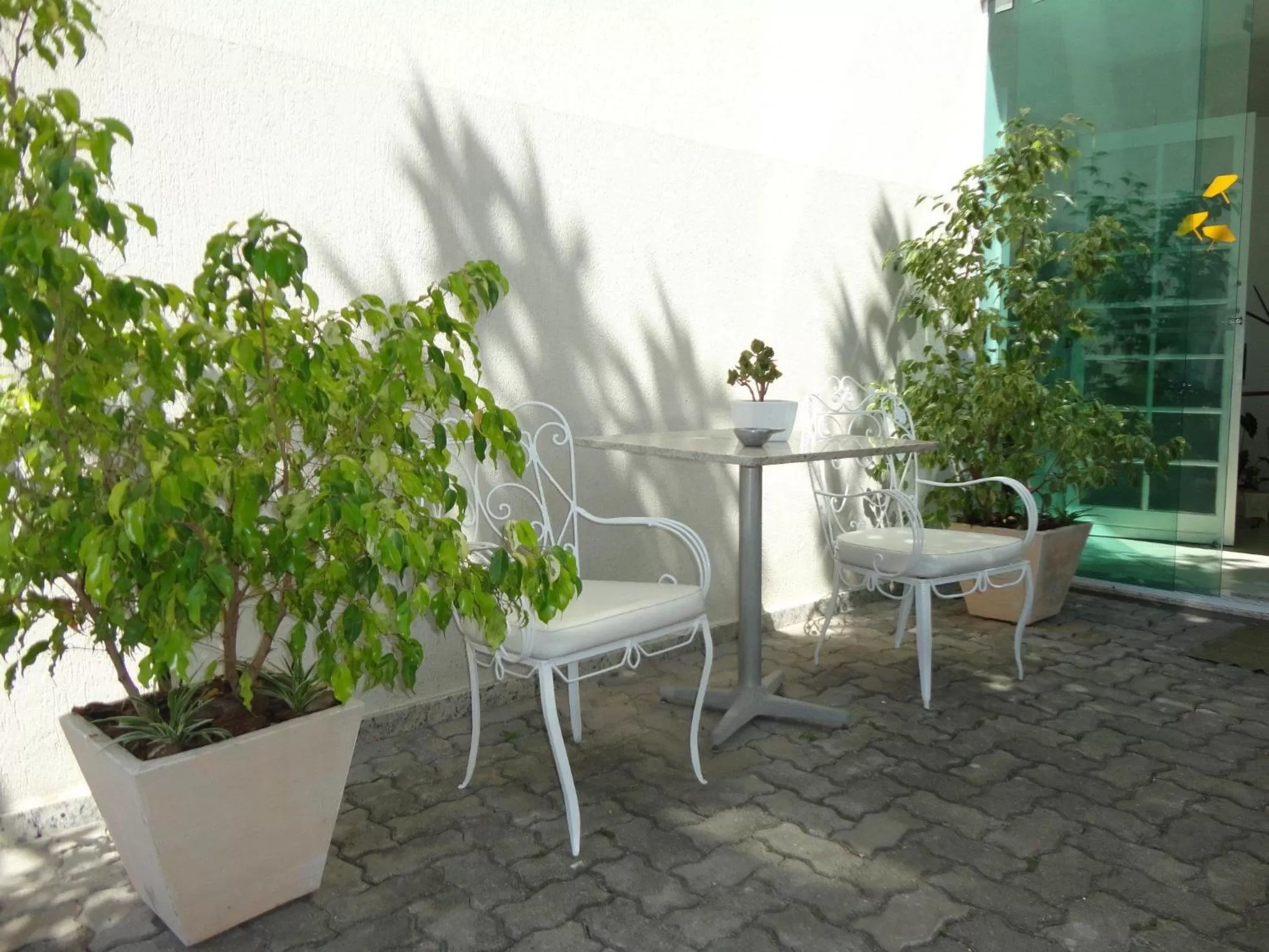 Garden in Camboinhas Beach Pousada