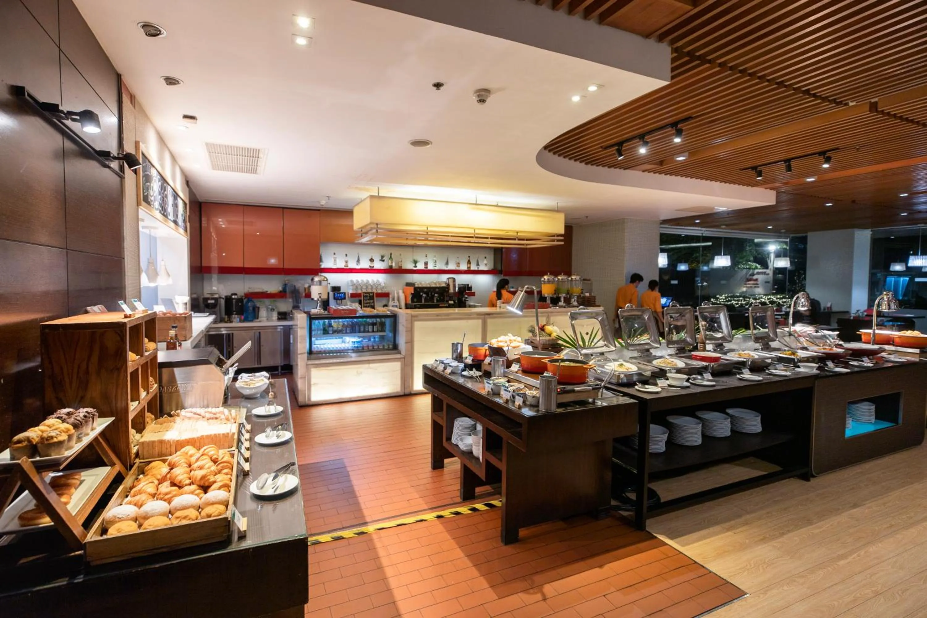Restaurant/places to eat in Sathorn Vista, Bangkok - Marriott Executive Apartments
