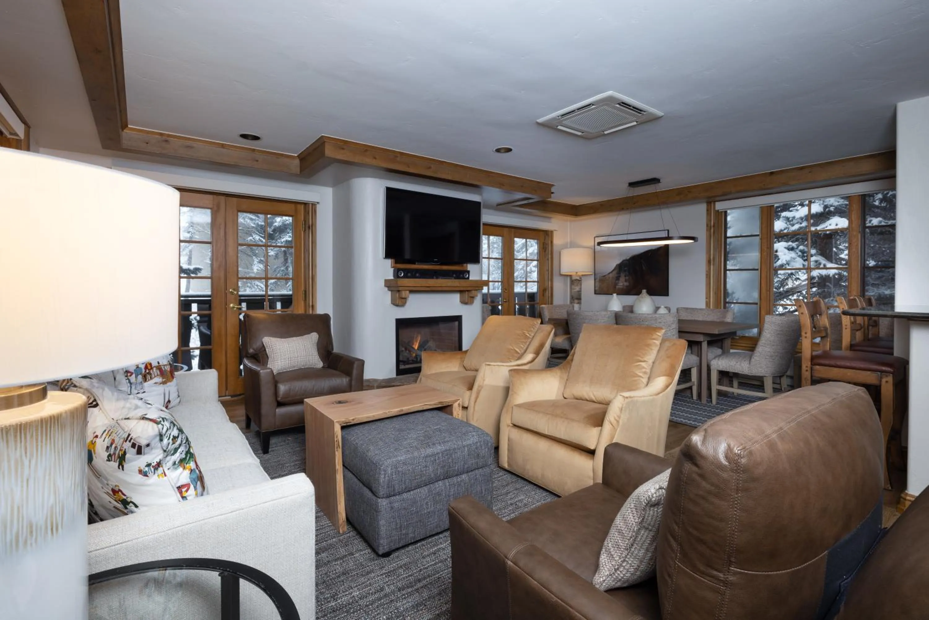 Living room in Gravity Haus Vail