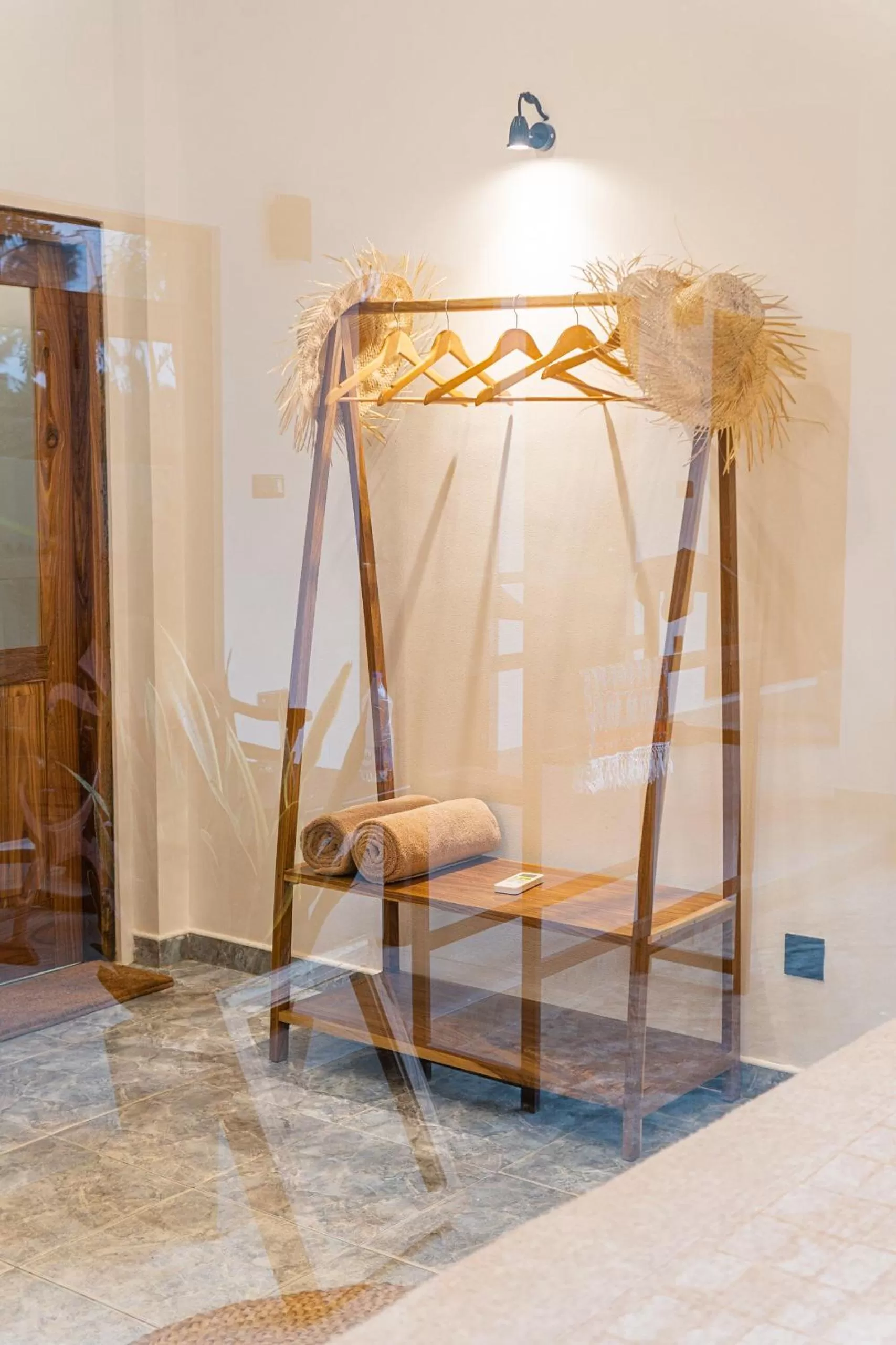 Bedroom in Lucky's Surf Camp