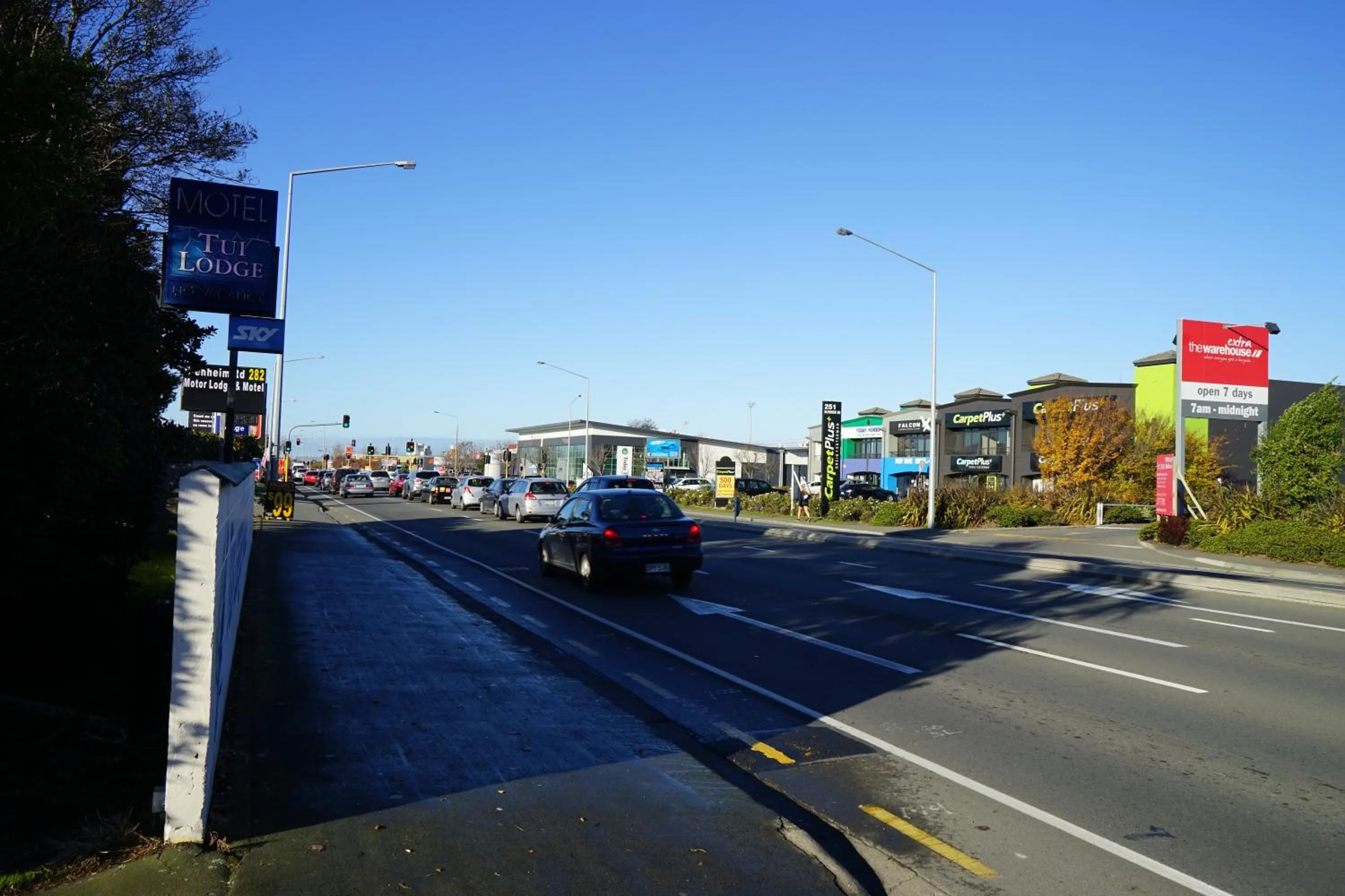 Day in Tui Lodge Motel