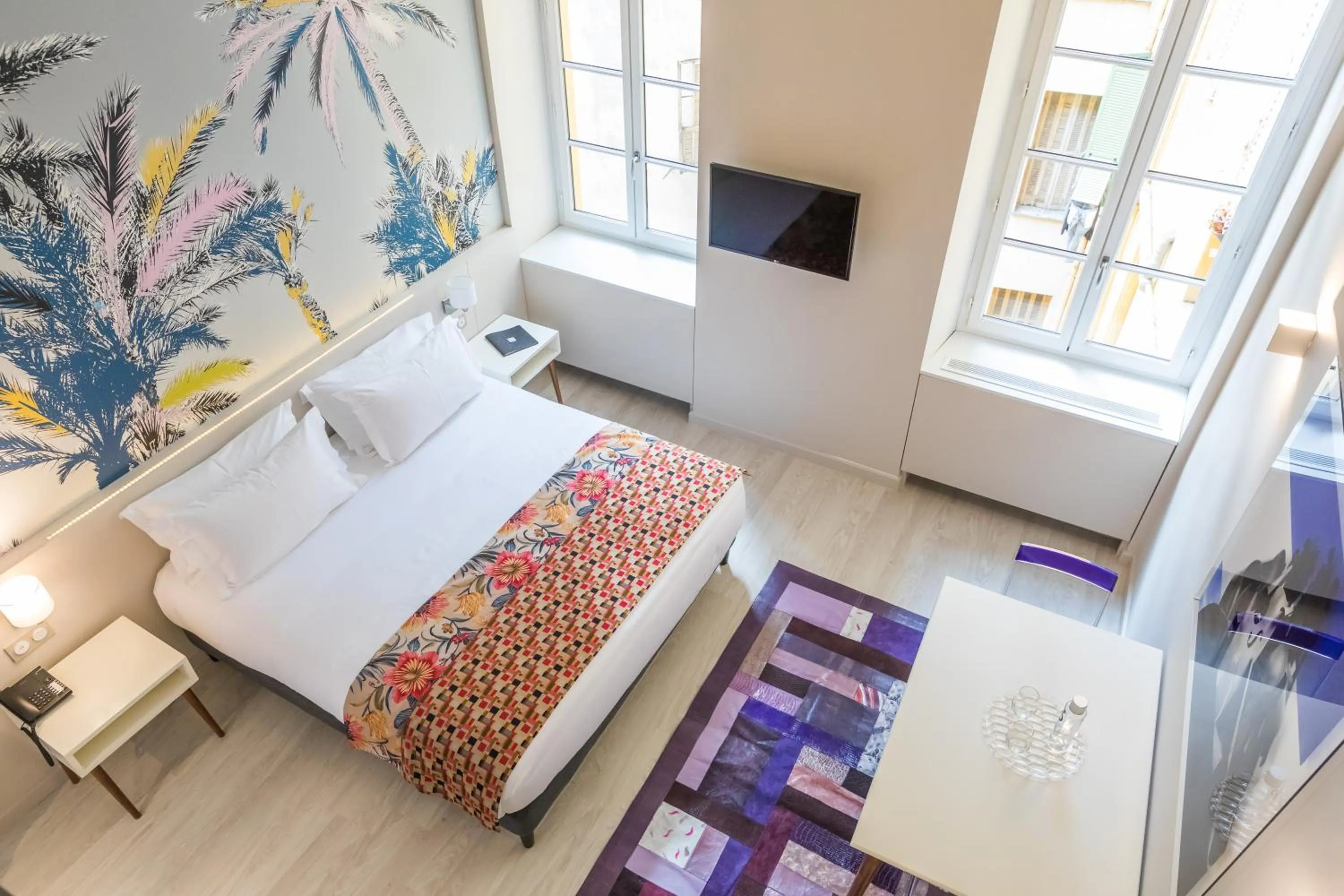 TV and multimedia, Bed in Palais Saleya Boutique Hôtel