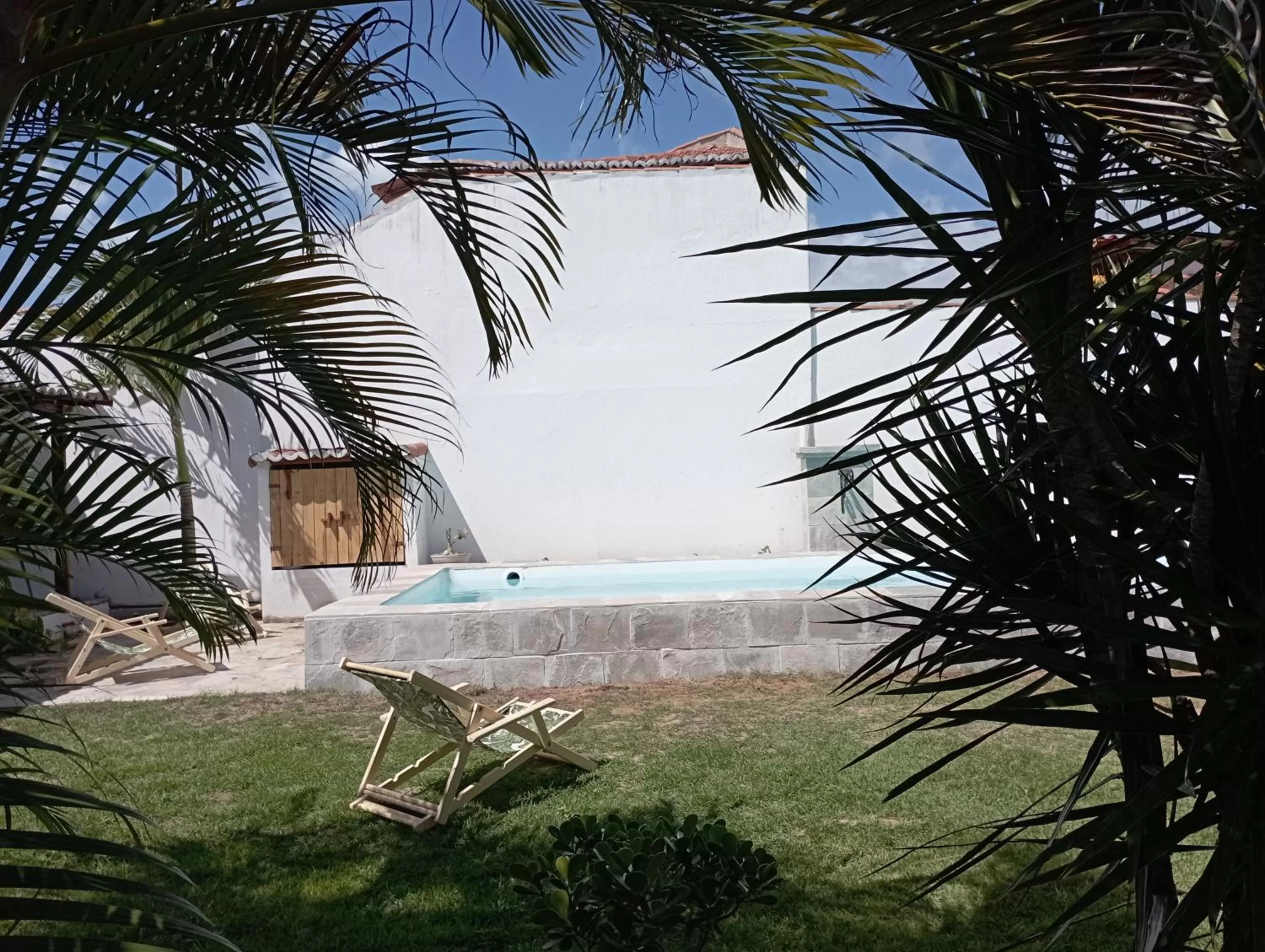 Swimming Pool in Pousada Casa Do Cocotier