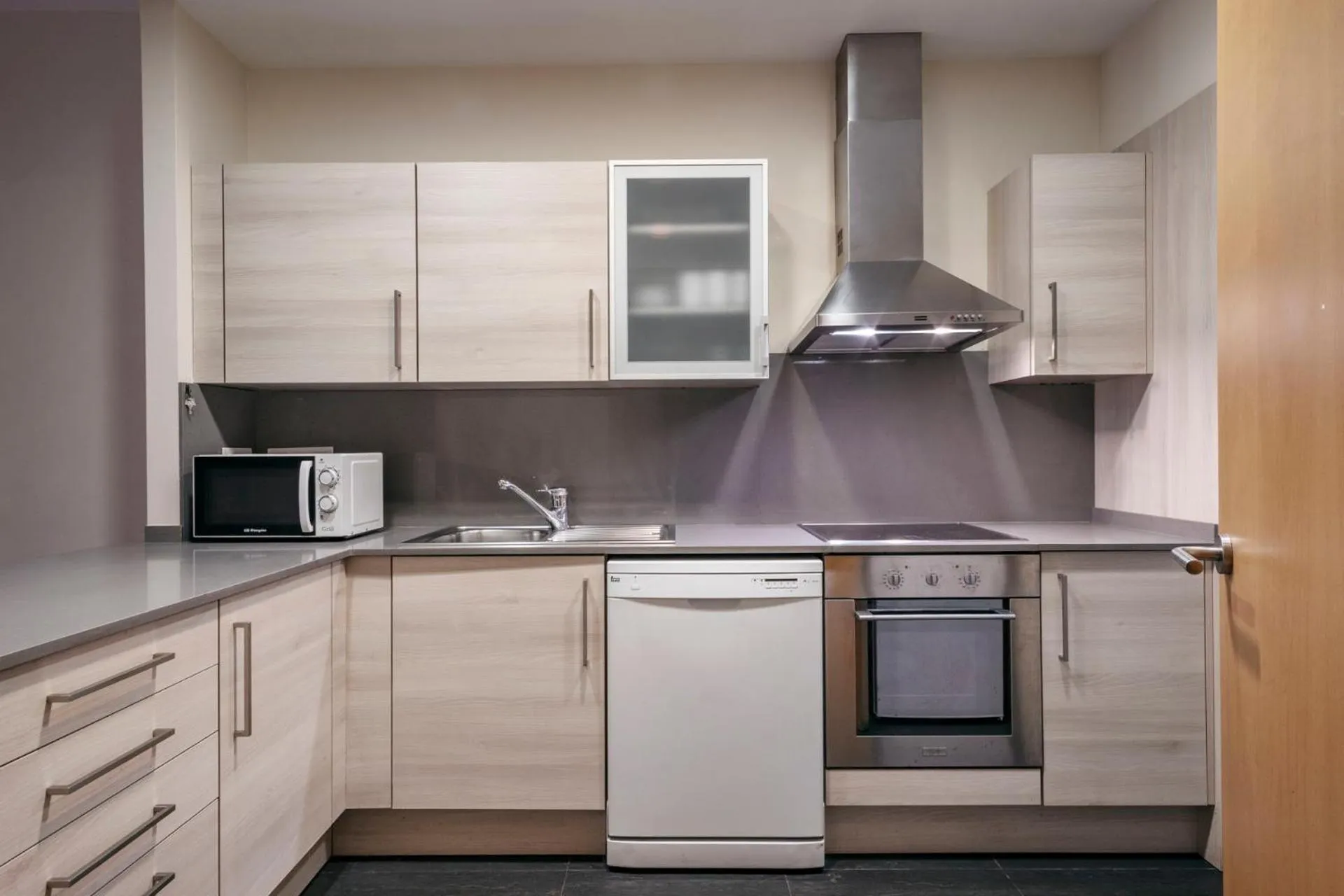 Kitchen or kitchenette in Barcelona Apartment Villarroel