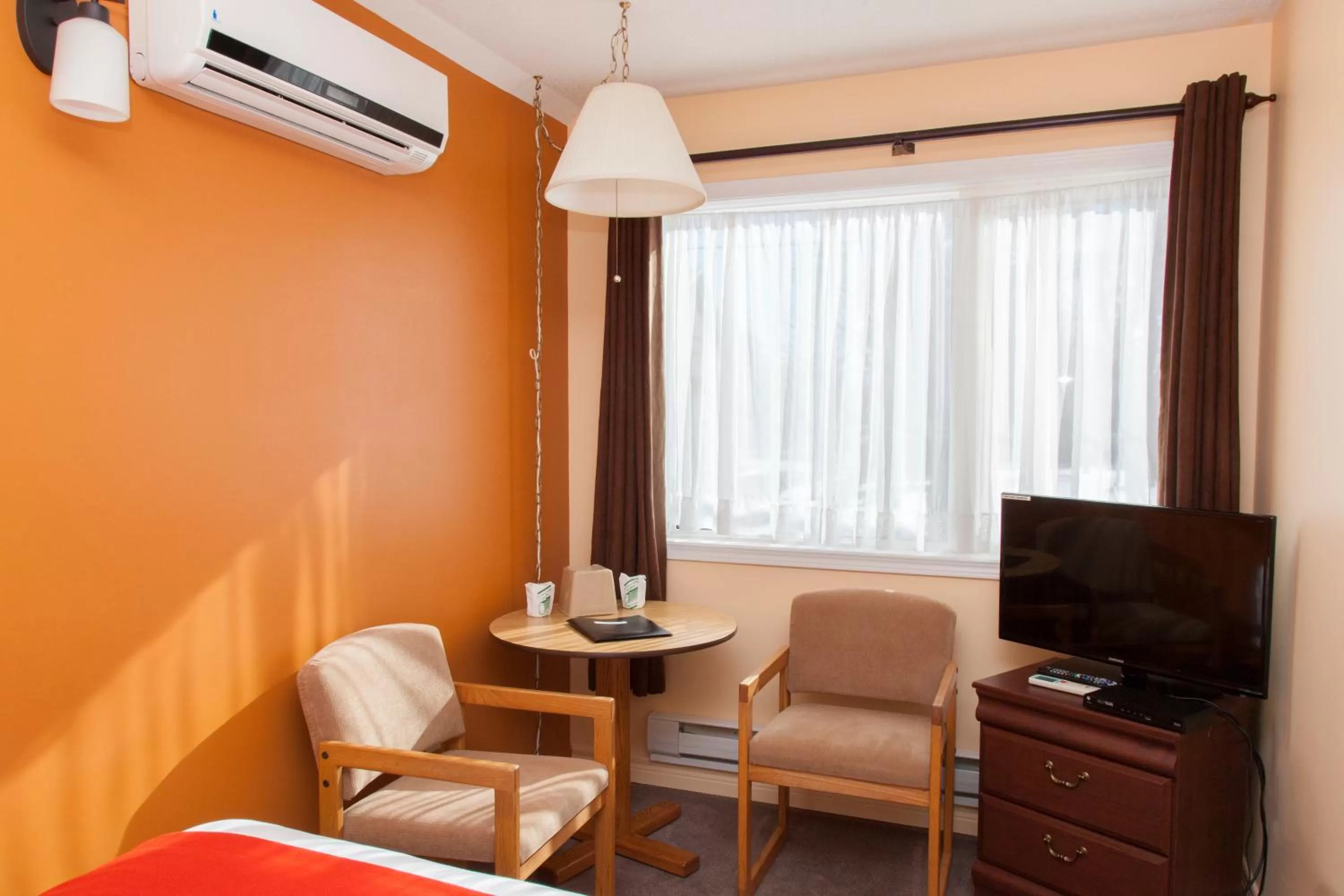 Seating Area in Hotel Robin Hood