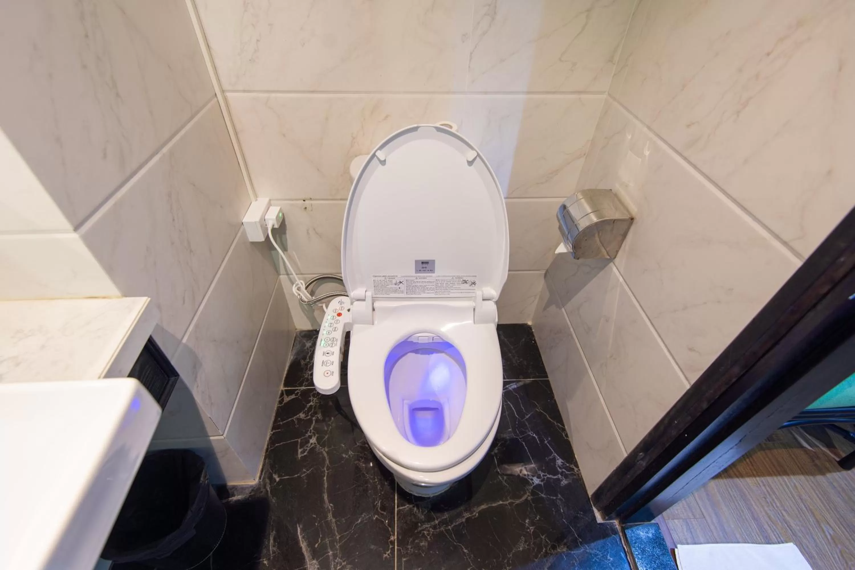 Toilet, Bathroom in 22Land Residence Hotel & Spa 52 Ngo Huyen