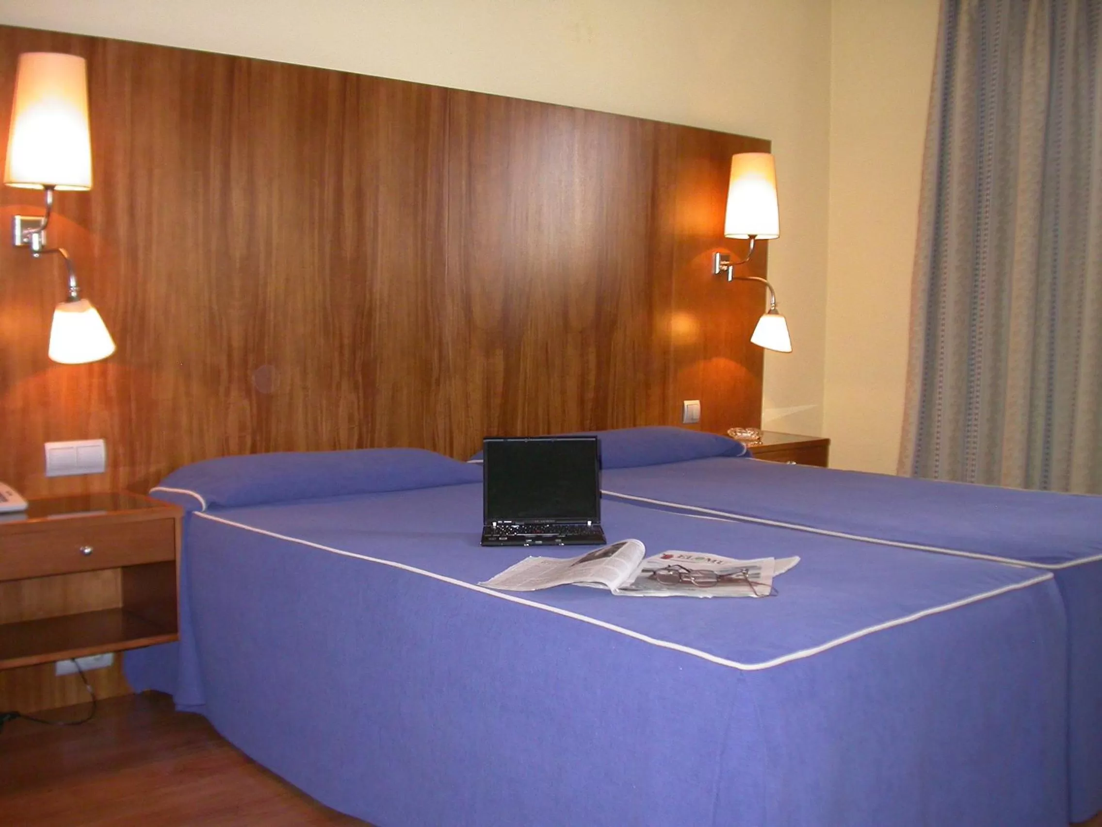 Bed in Hotel Galaico