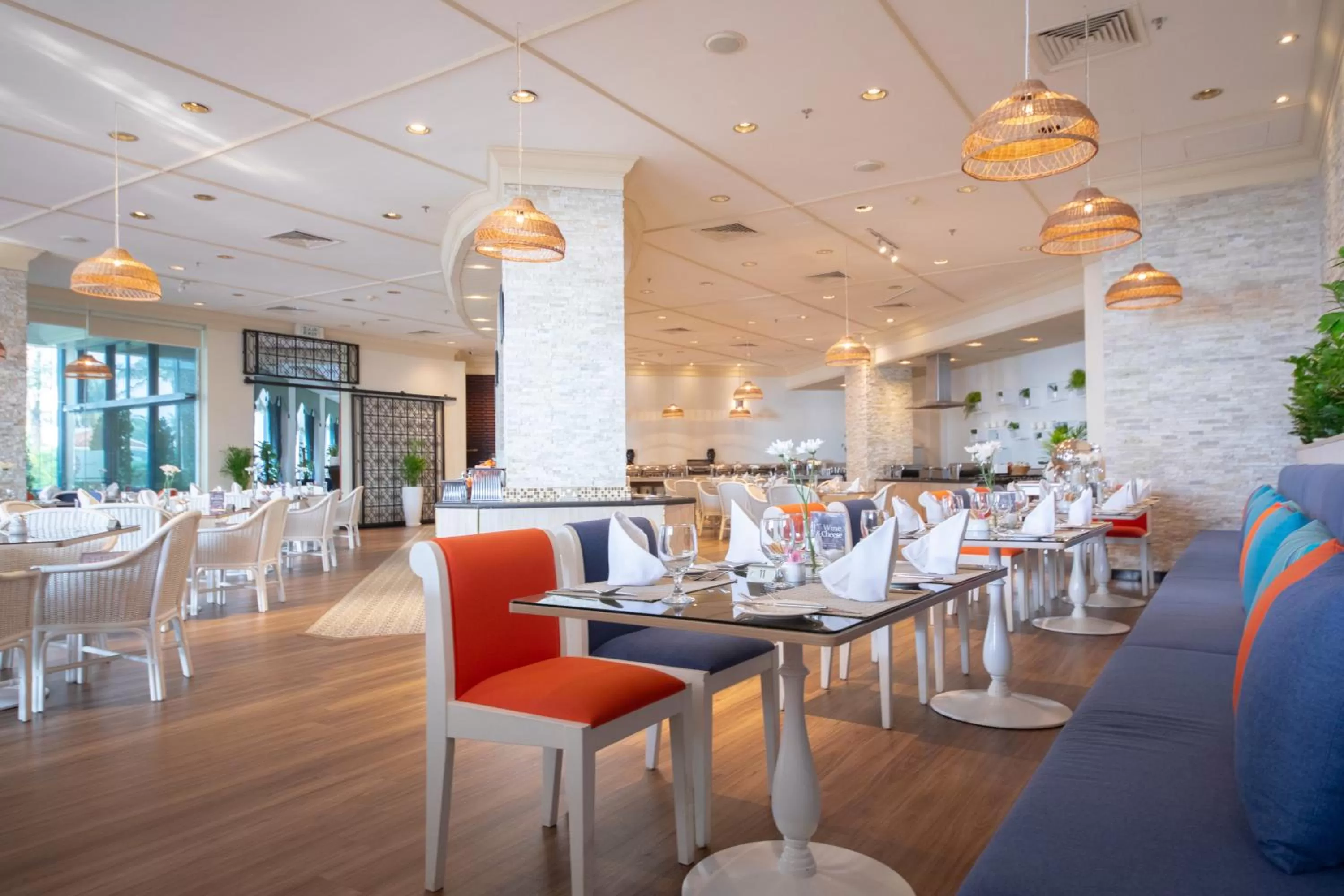 Restaurant/places to eat in Ajman Hotel & Villas by Blazon Hotels