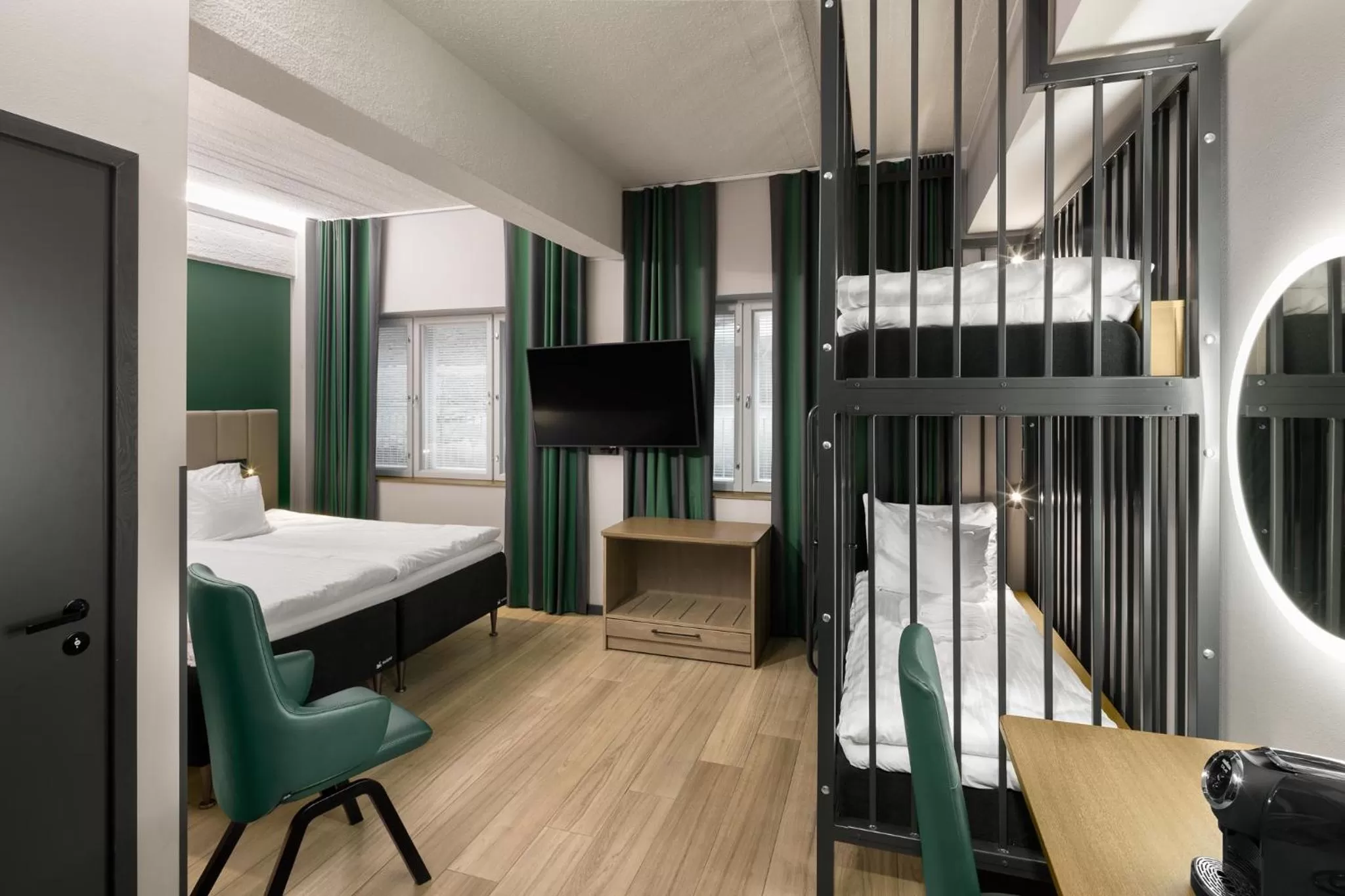 bunk bed, Bed in Hotel Kakola