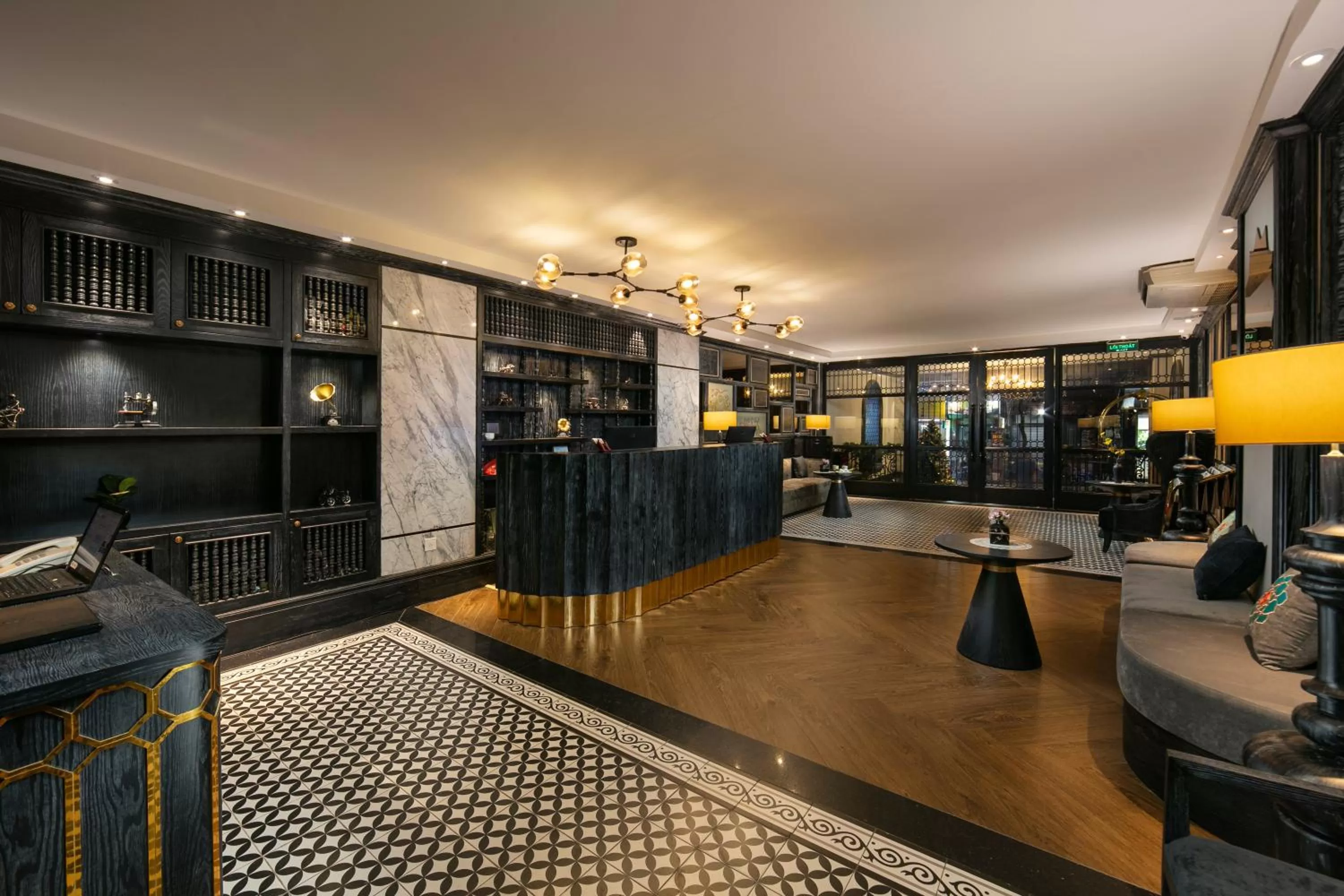 Lobby or reception in Shining Central Hotel & Spa