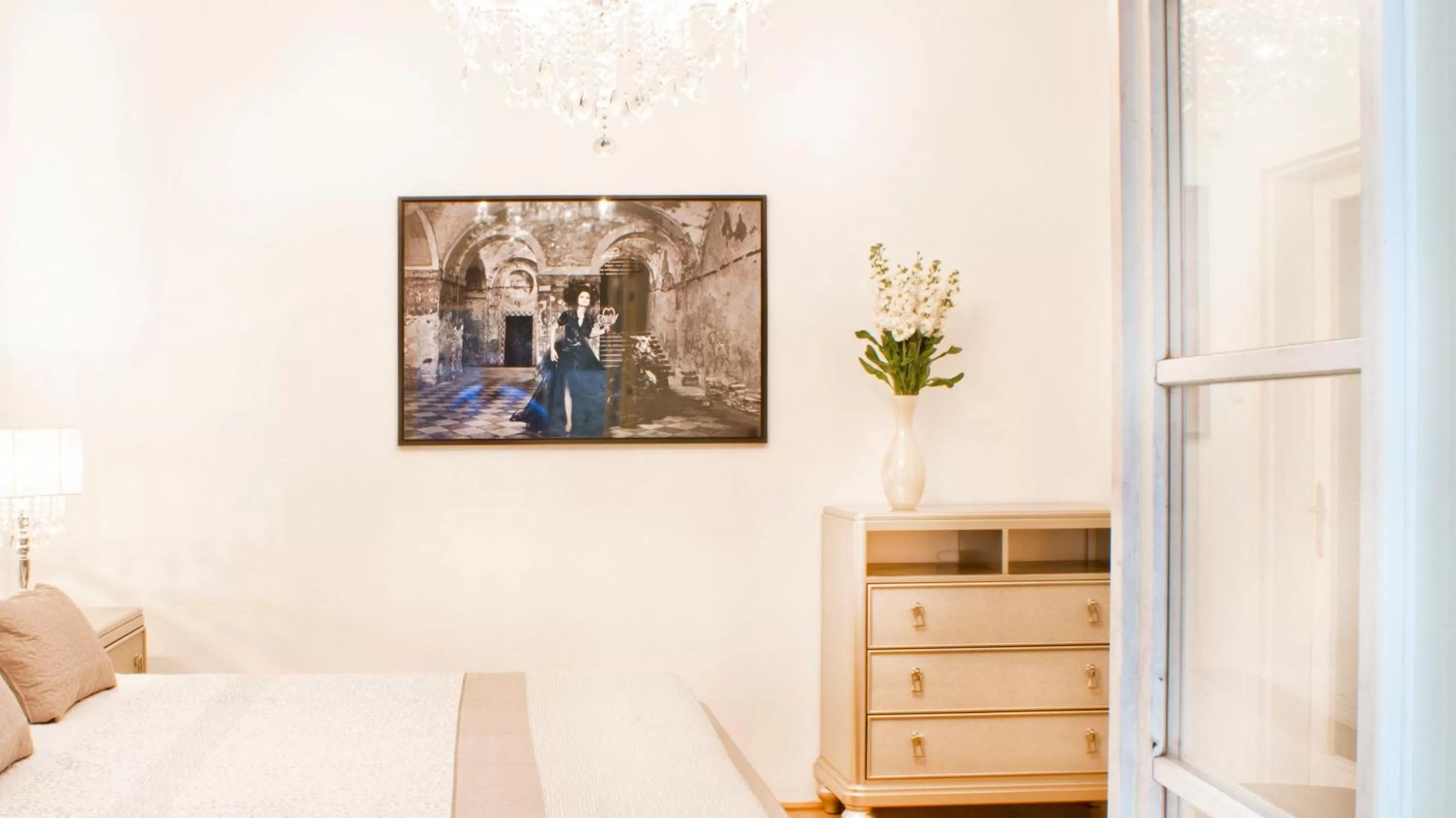 Bedroom, Bed in Milford Suites Budapest