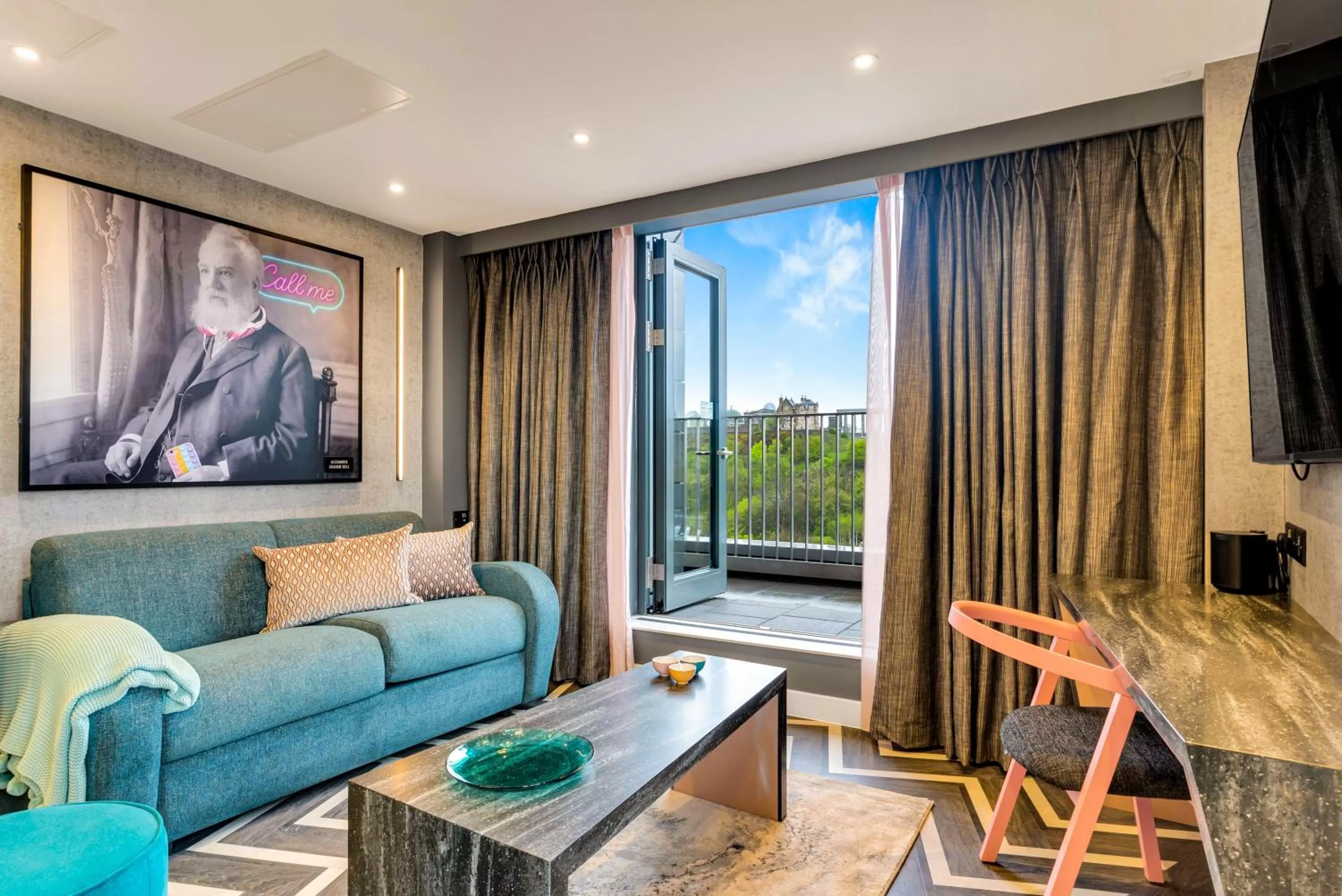 Seating area in Roomzzz Edinburgh