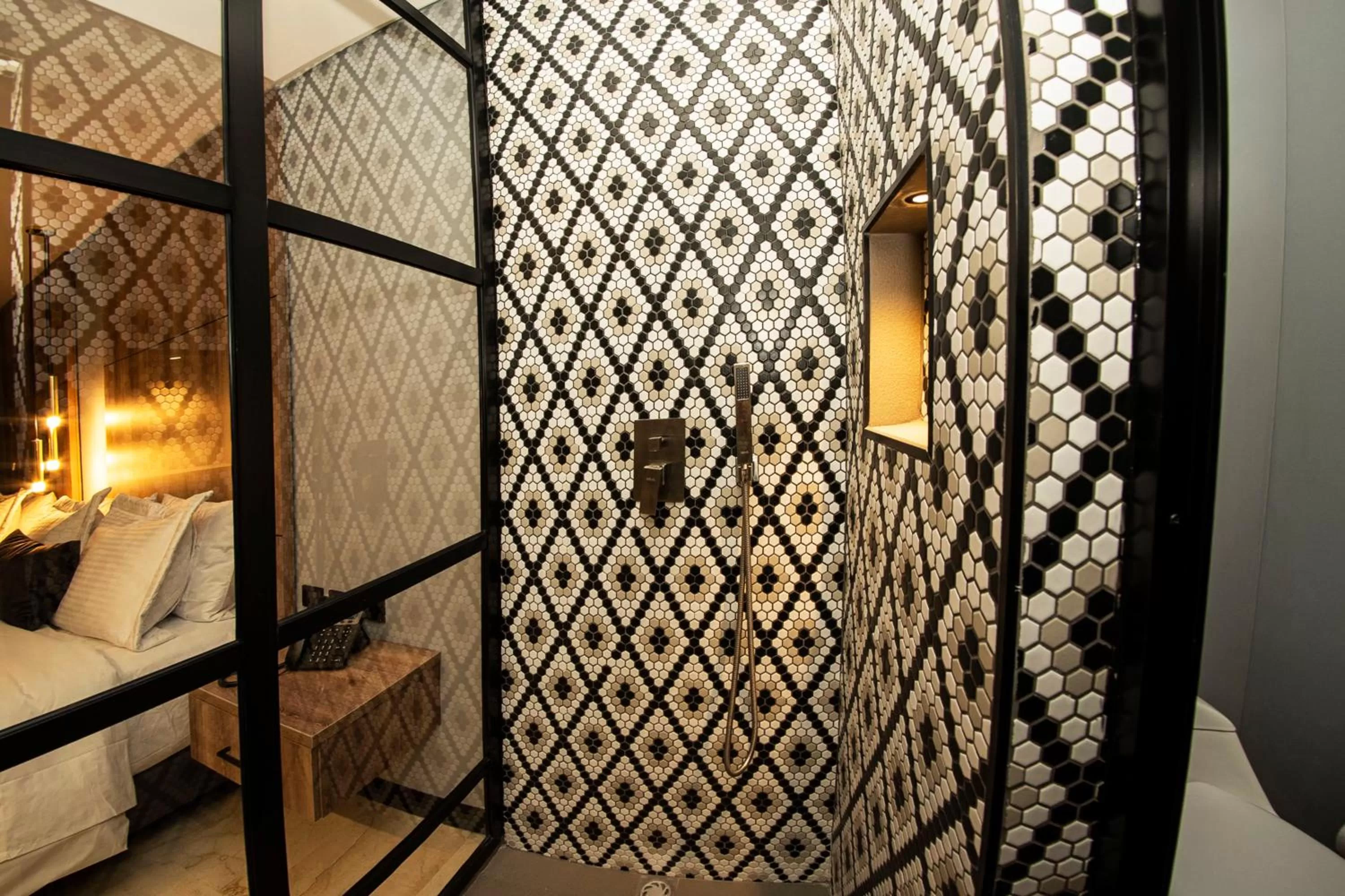 Photo of the whole room, Bed in Cavalta by Bernalo Hotels