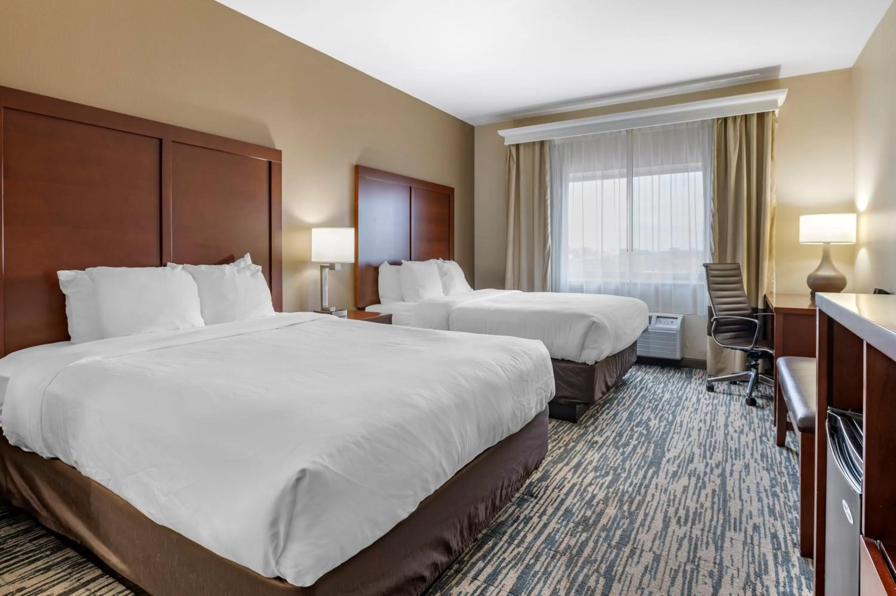 Bed in Comfort Suites Keeneland