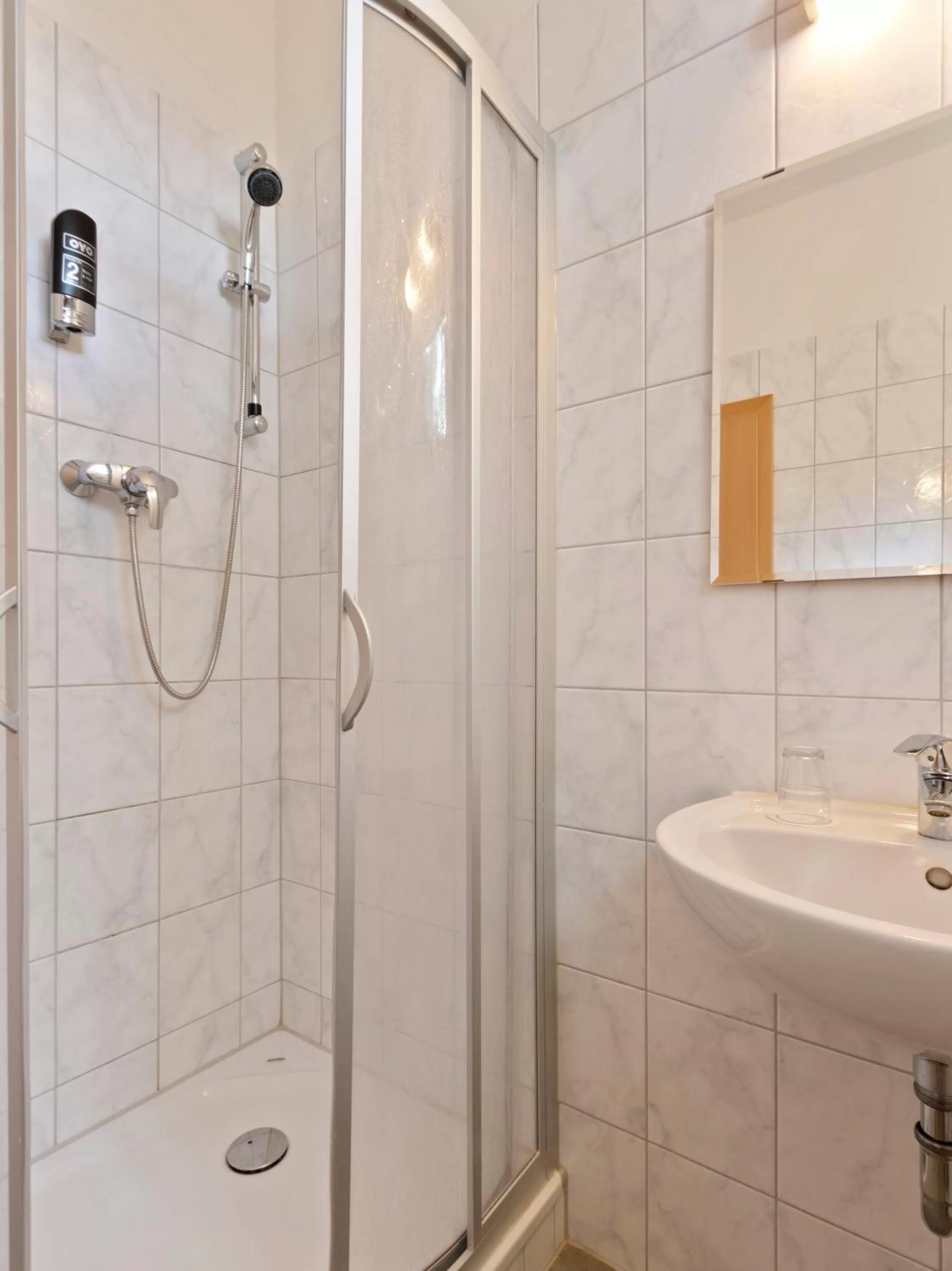 Shower in Hotel Bohemia