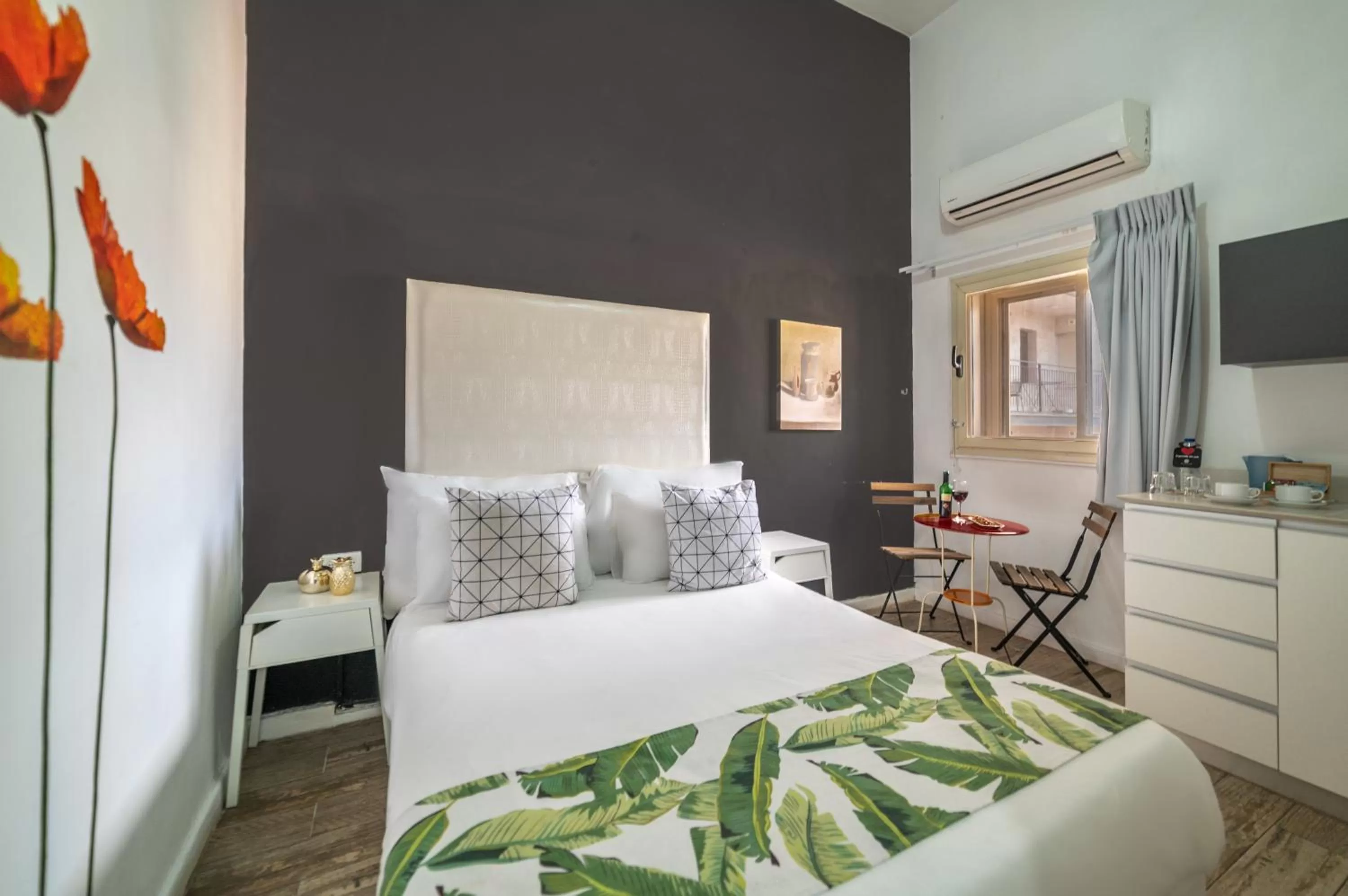 Economy Single Room in Paamonim Hotel Jerusalem