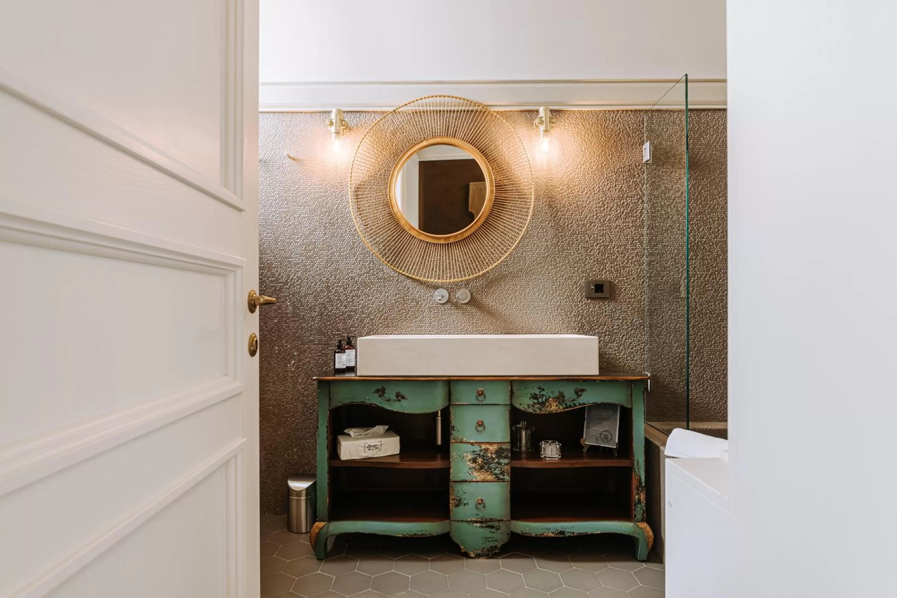 Bathroom in Paragon 700 Boutique Hotel & SPA