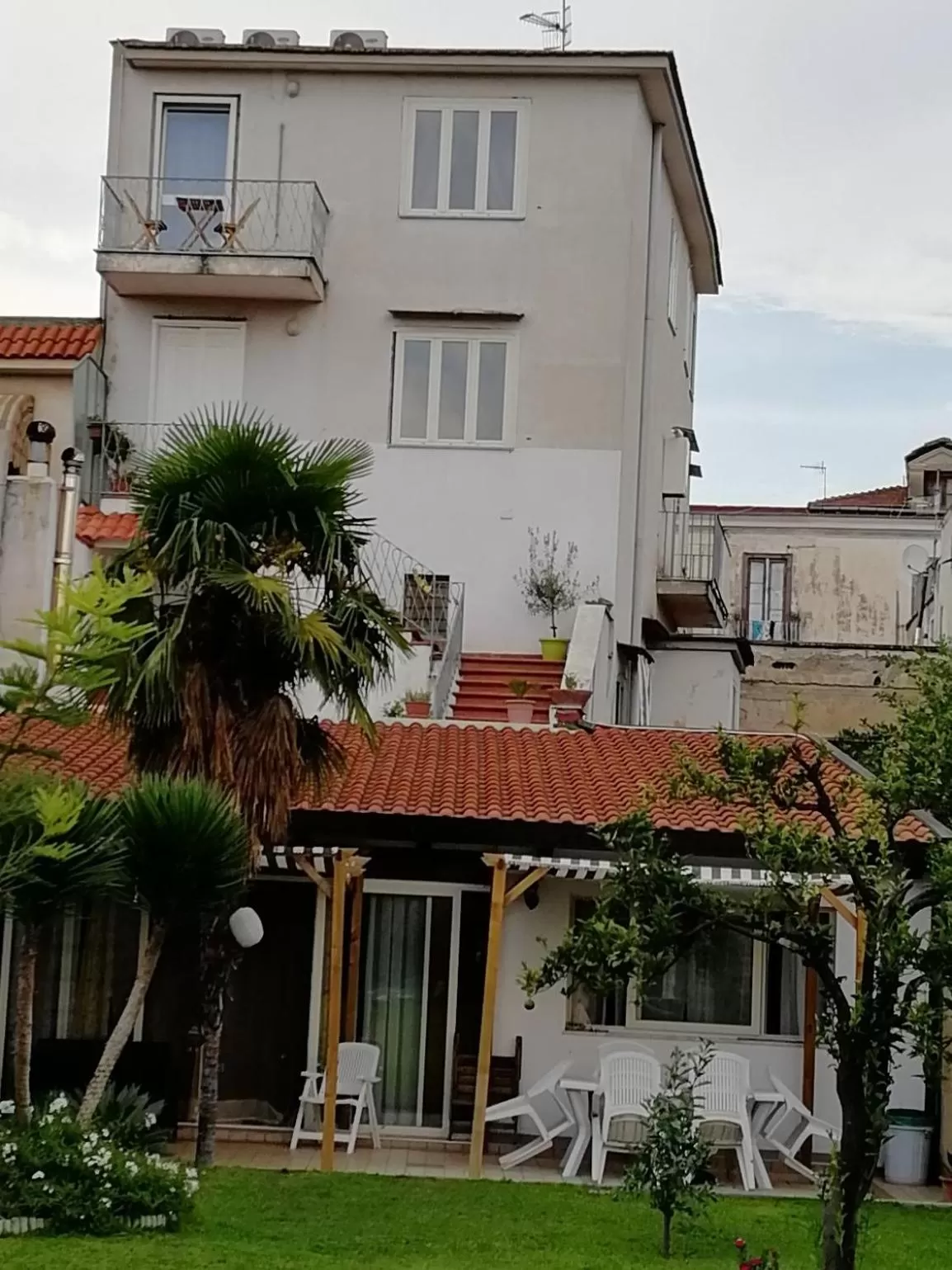 Garden view in Casa Castellano