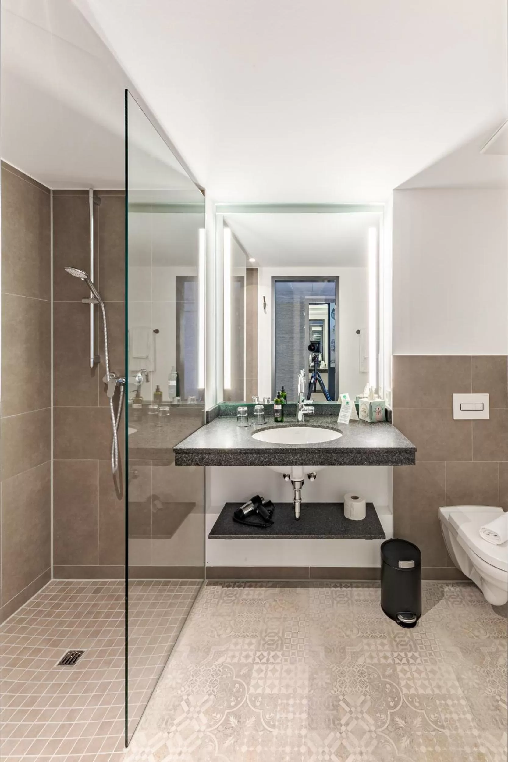 Shower in Hotel am Rüssel