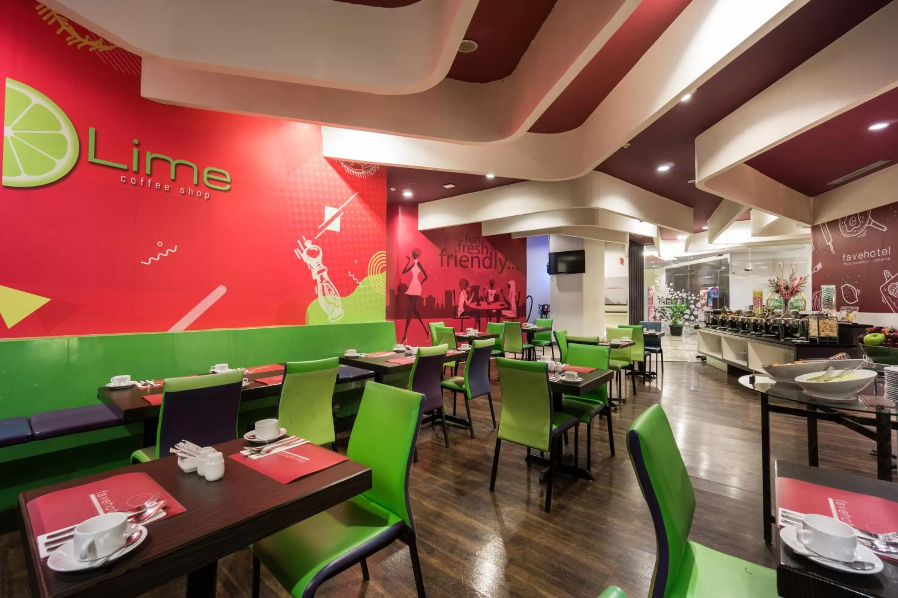 Restaurant/places to eat in favehotel Pluit Junction