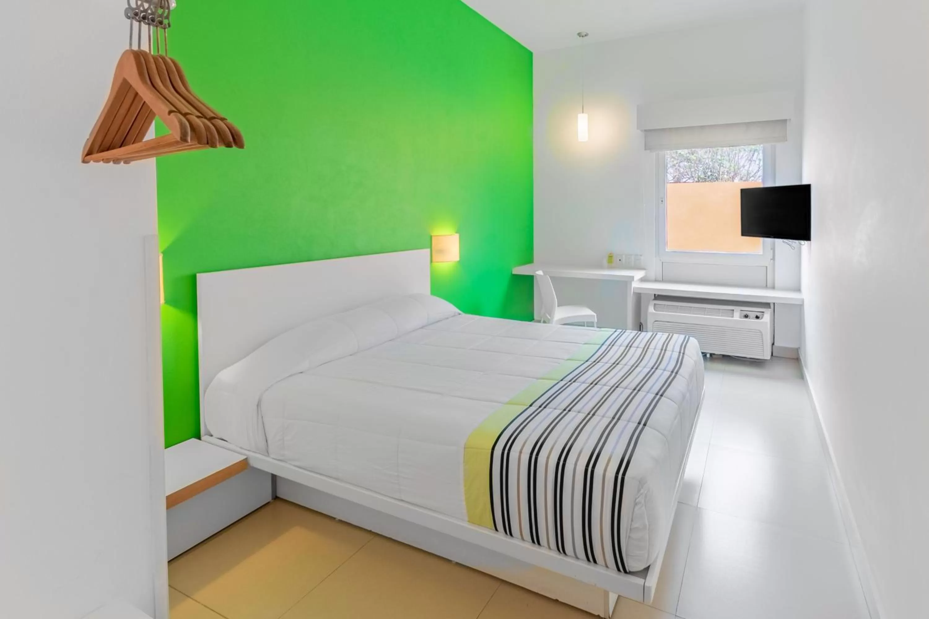 Bedroom, Bed in City Express Junior by Marriott Veracruz Aeropuerto